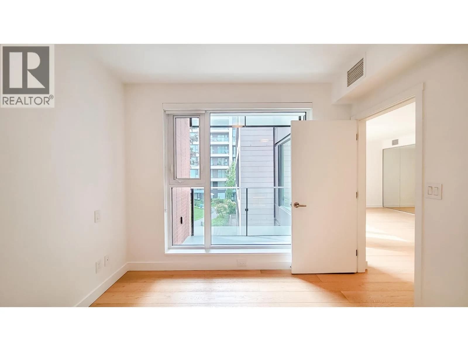#301 7128 ADERA STREET, Vancouver, BC photo 2