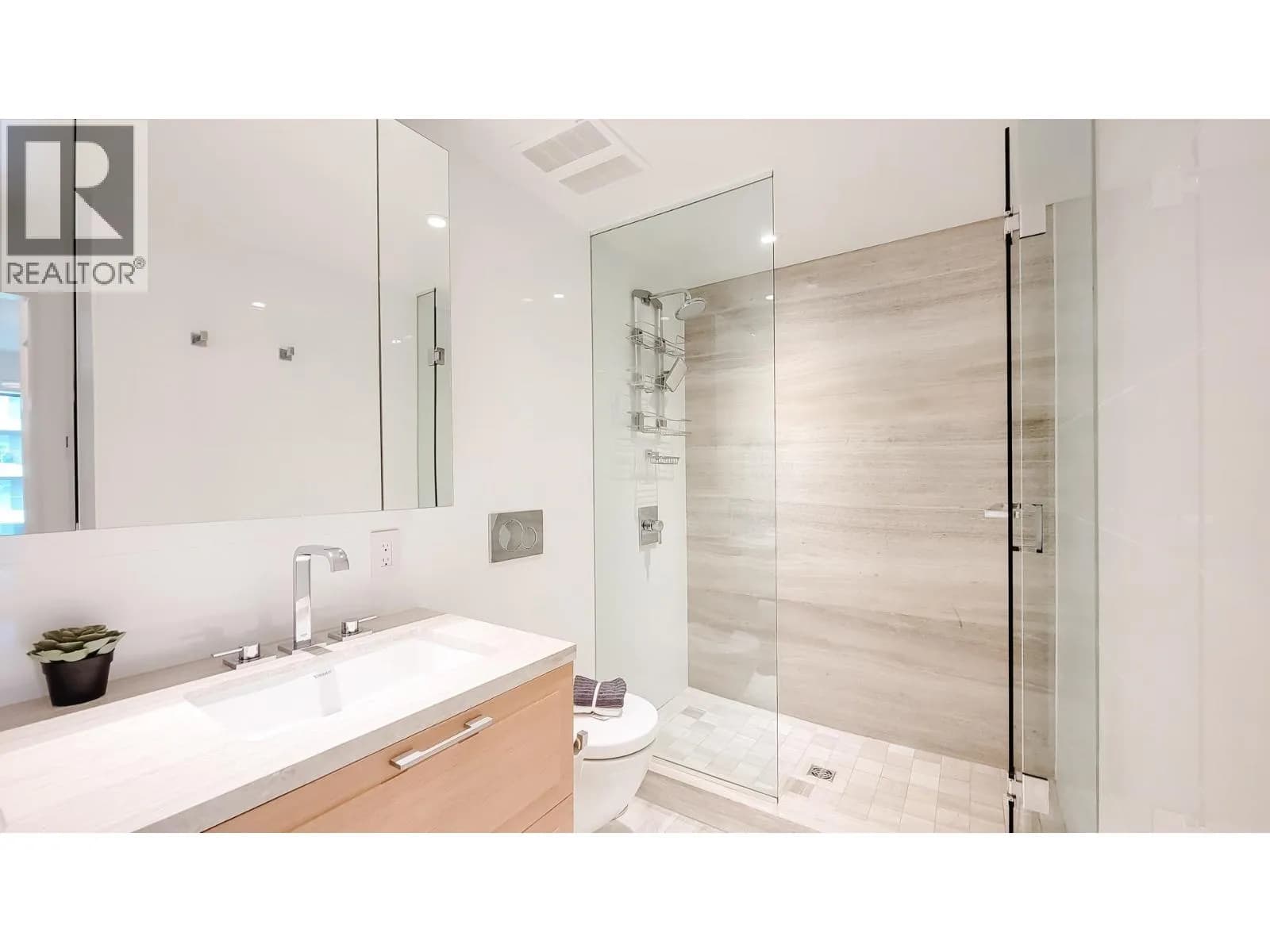 #301 7128 ADERA STREET, Vancouver, BC photo 4
