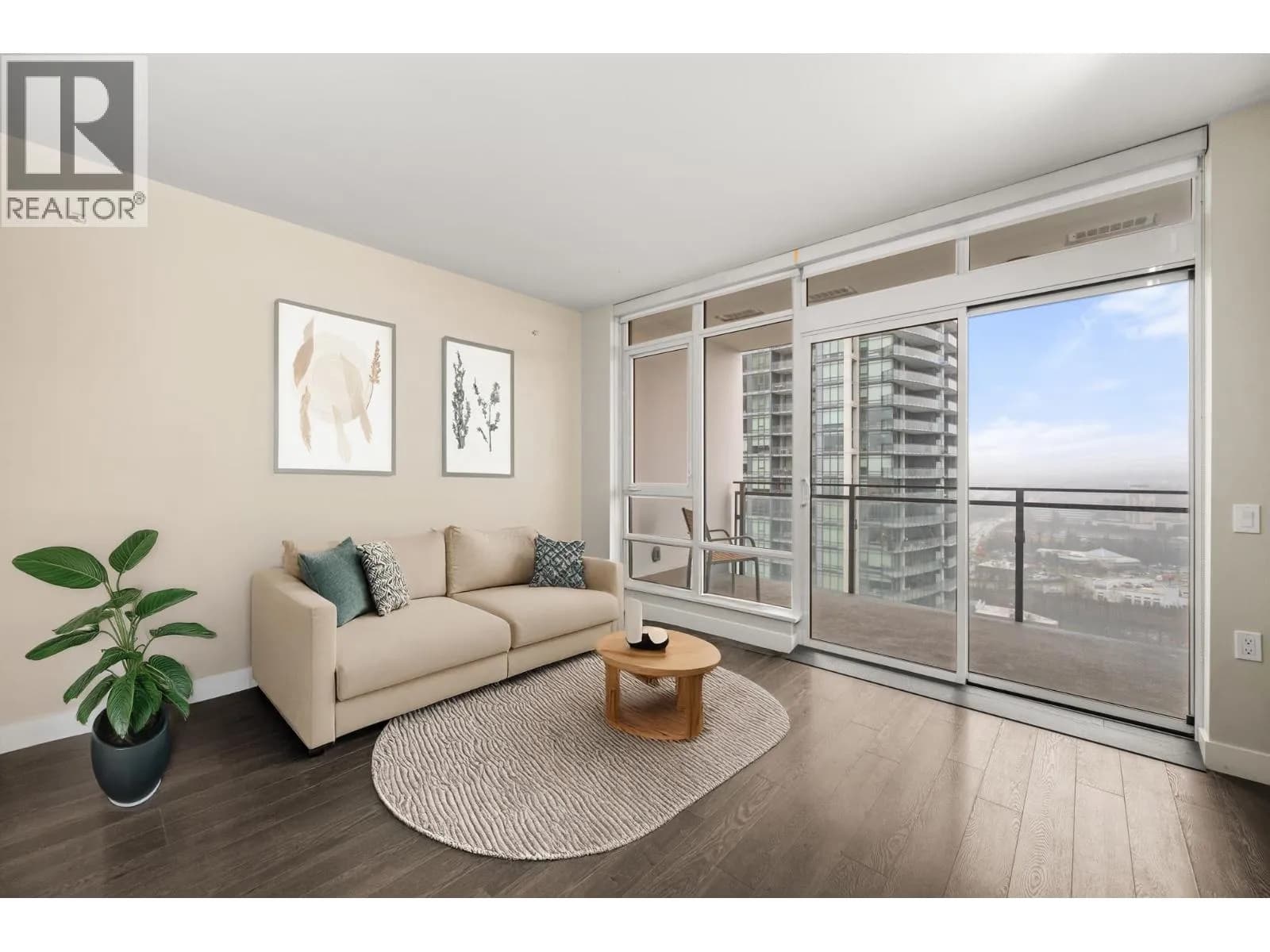 2008 ROSSER AVENUE, Burnaby