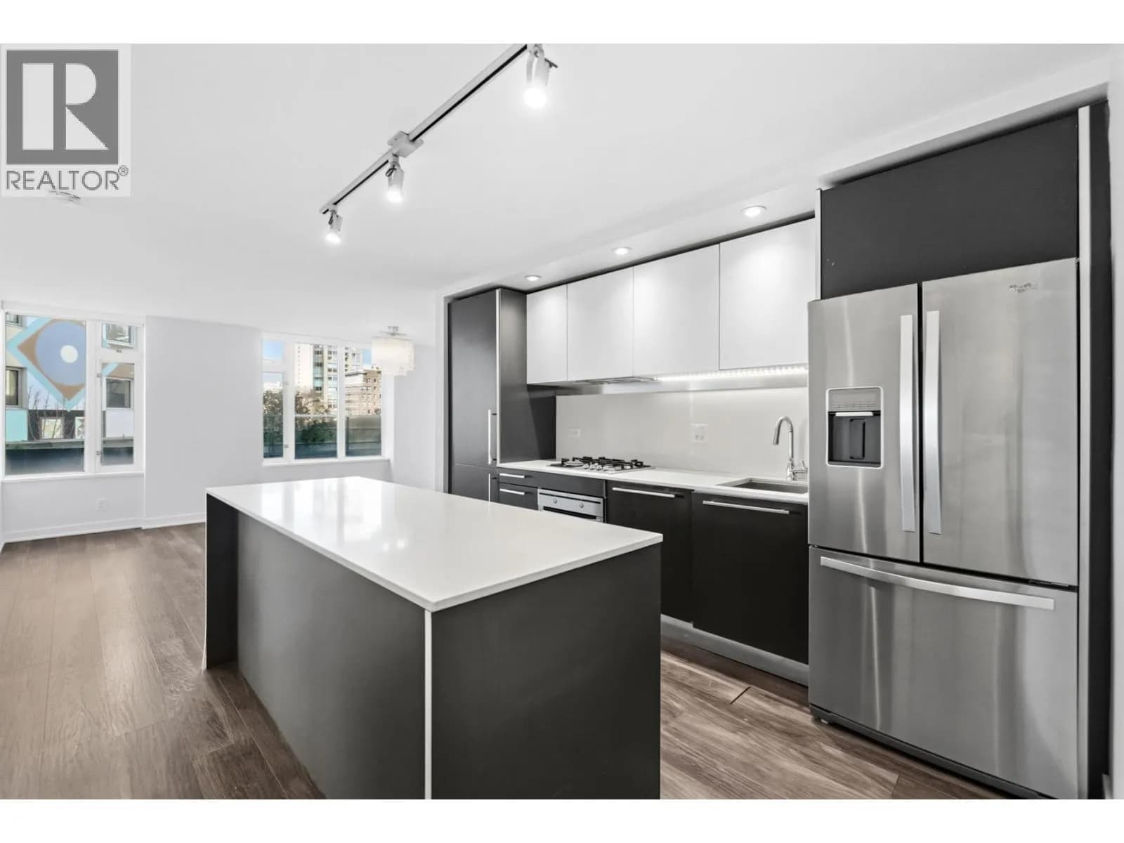 #301 1762 DAVIE STREET, Vancouver, BC photo 5