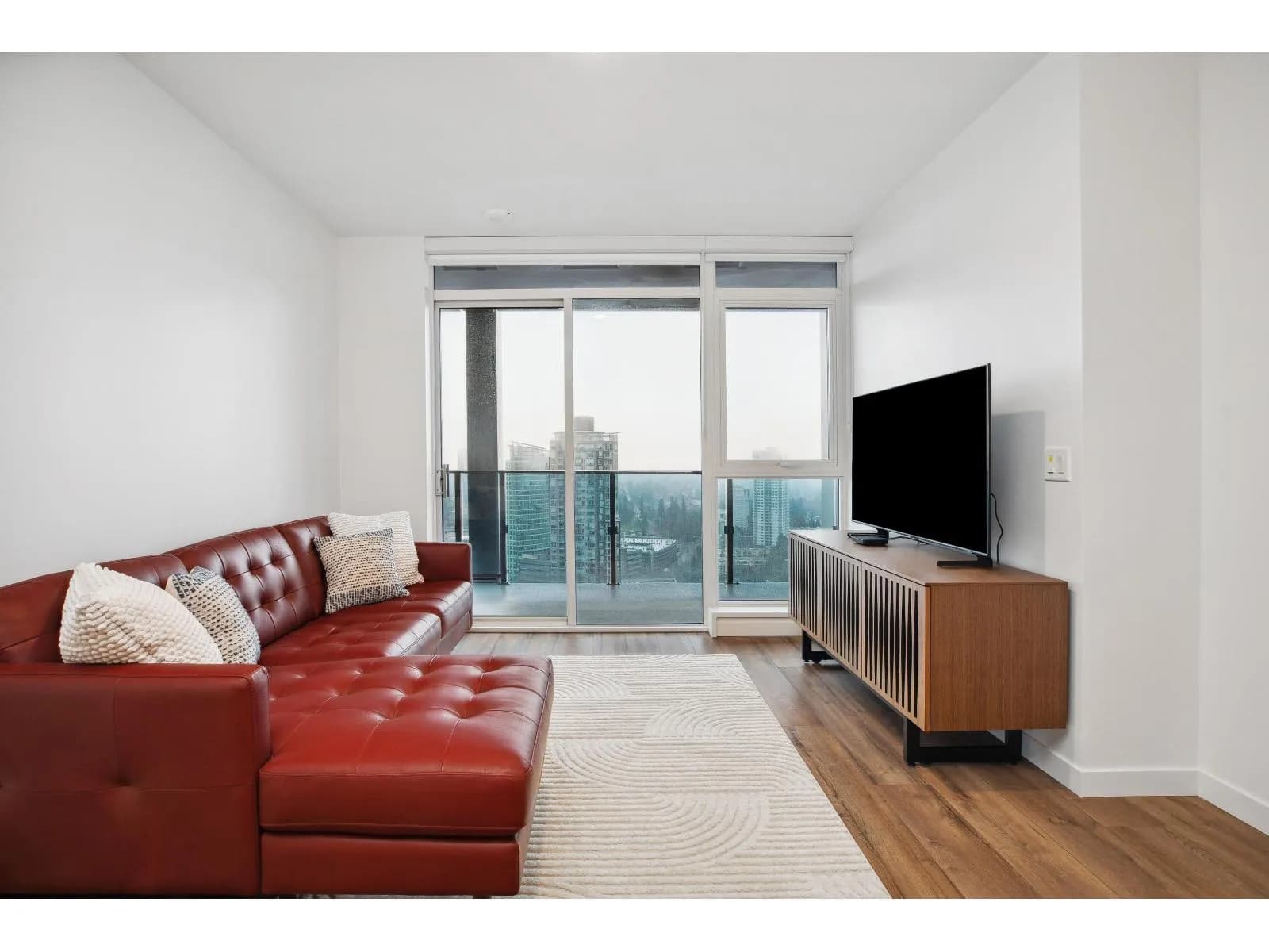 #3609 10448 UNIVERSITY DRIVE, Surrey, BC photo 4