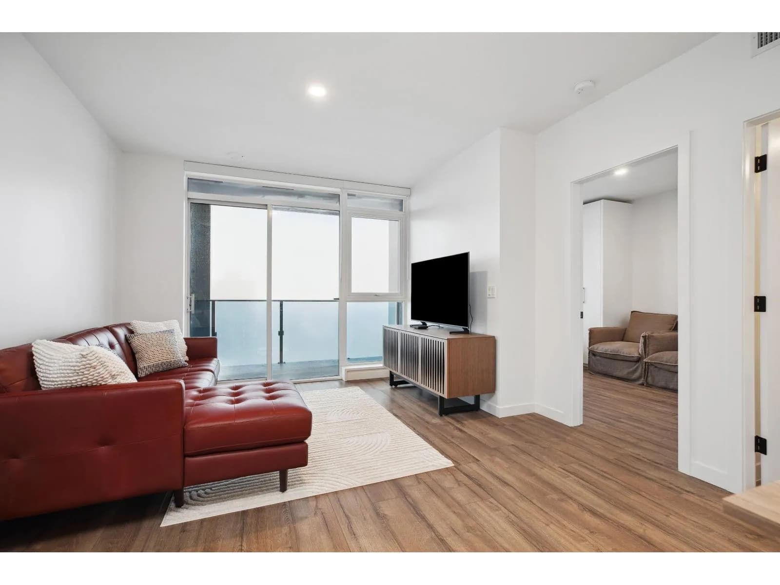 #3609 10448 UNIVERSITY DRIVE, Surrey, BC photo 5