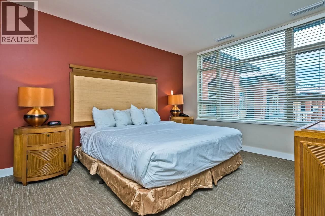 #430 15 PARK Place, Osoyoos, BC photo 5