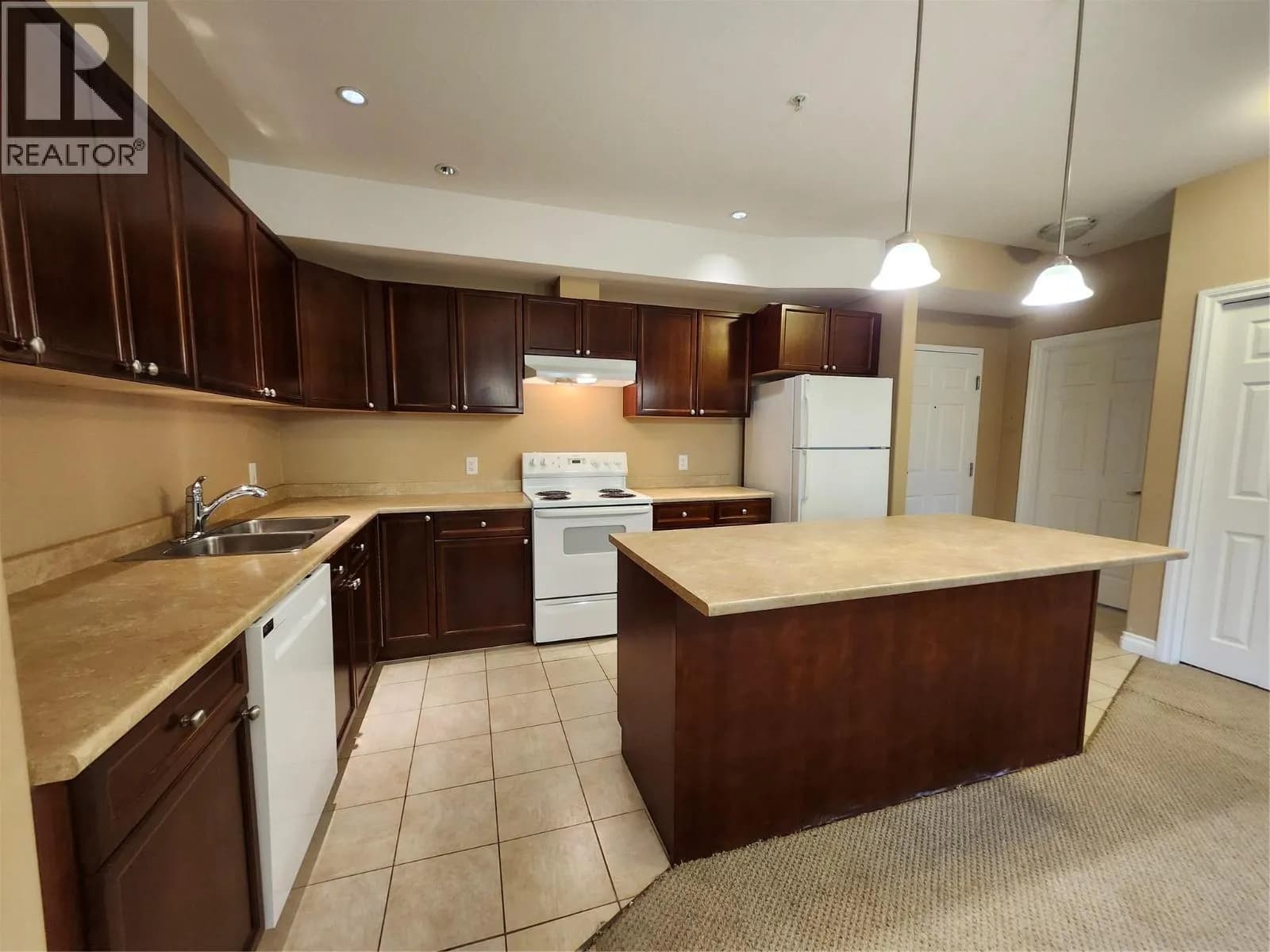 #106C 921 Spillway Road, Oliver, BC photo 5