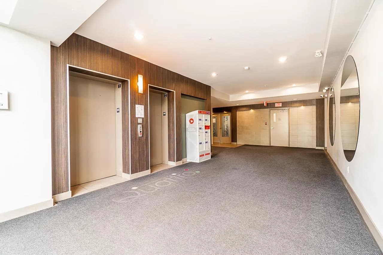 #401 13728 108 AVENUE, Surrey, BC photo 3