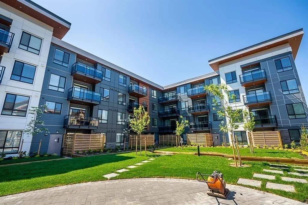 #410 19825 54 AVENUE, Langley, BC photo 2