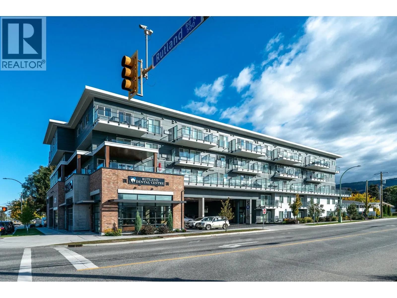 615 Rutland Road N, Kelowna