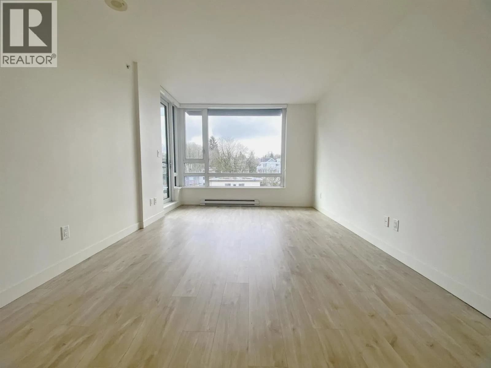 #802 238 W BROADWAY, Vancouver, BC photo 3