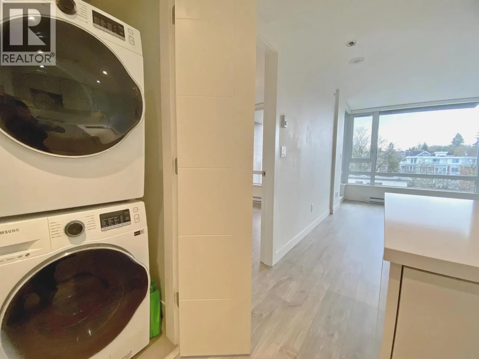 #802 238 W BROADWAY, Vancouver, BC photo 5