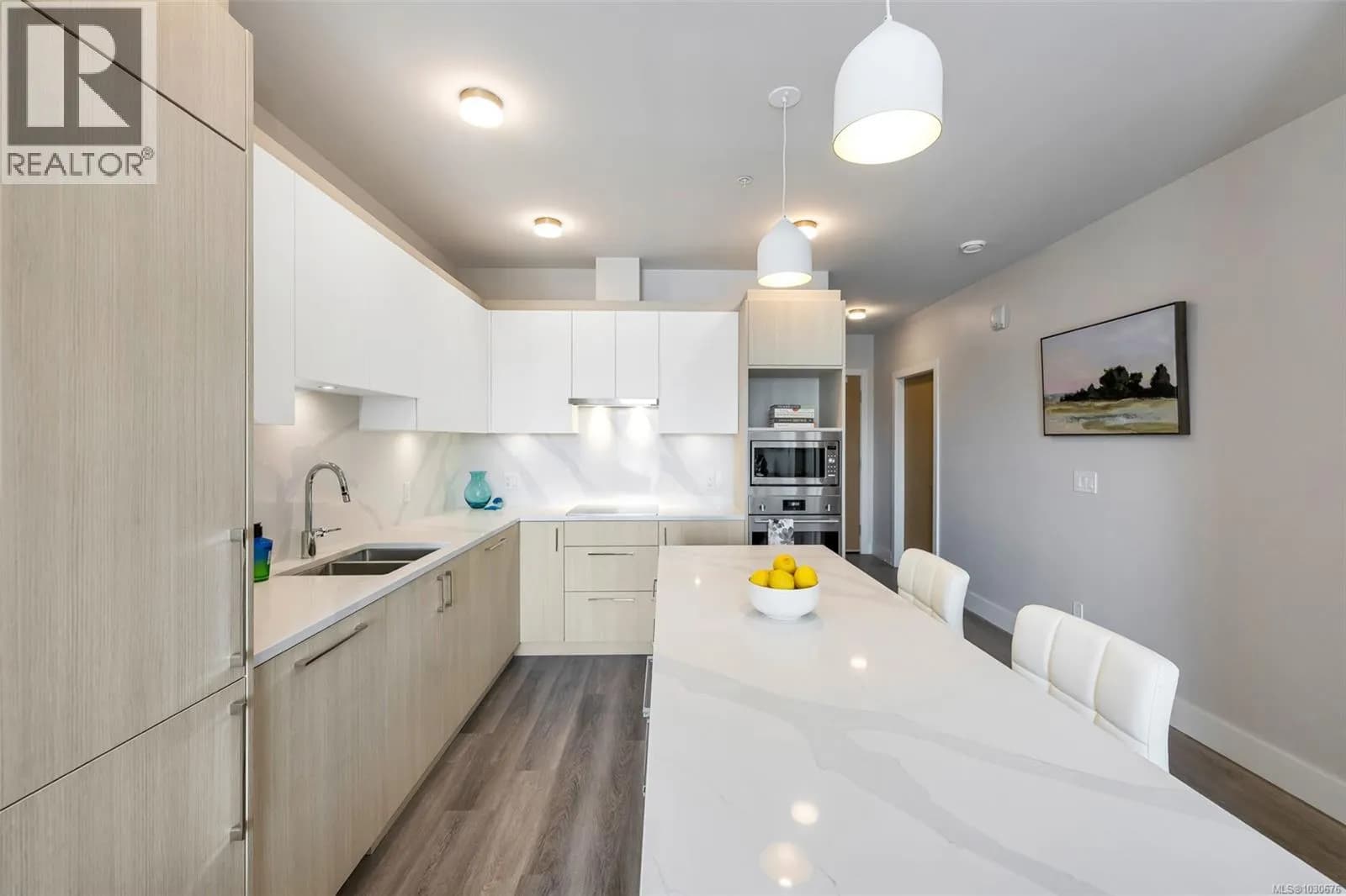 #907 622 Admirals Rd, Esquimalt, BC photo 5