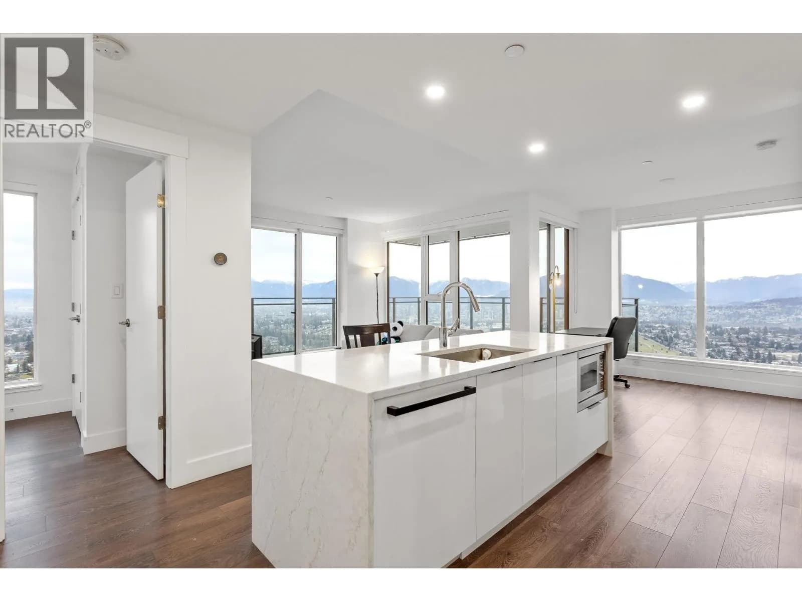 #3608 4711 HAZEL STREET, Burnaby, BC photo 4