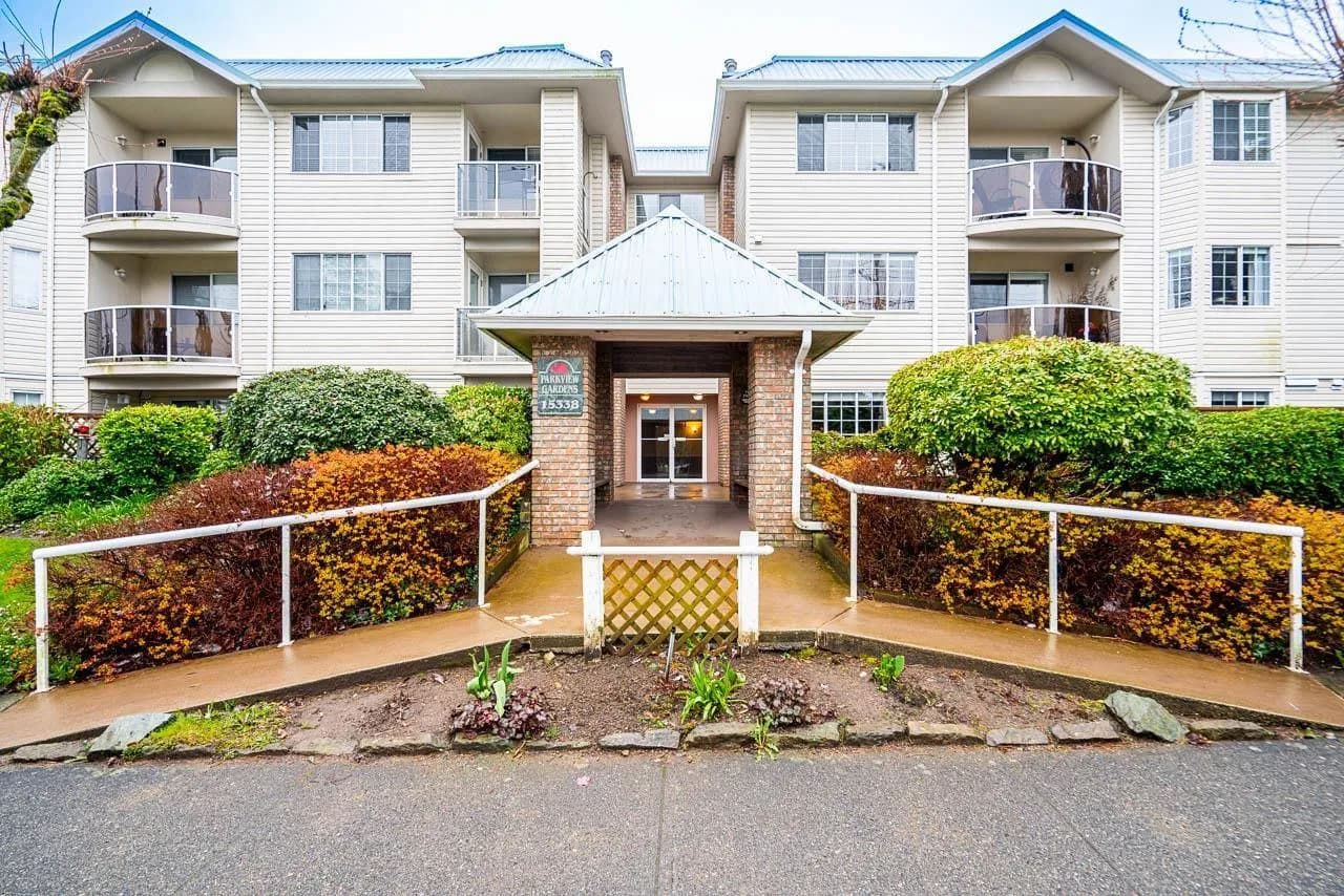 15338 18 AVENUE, Surrey