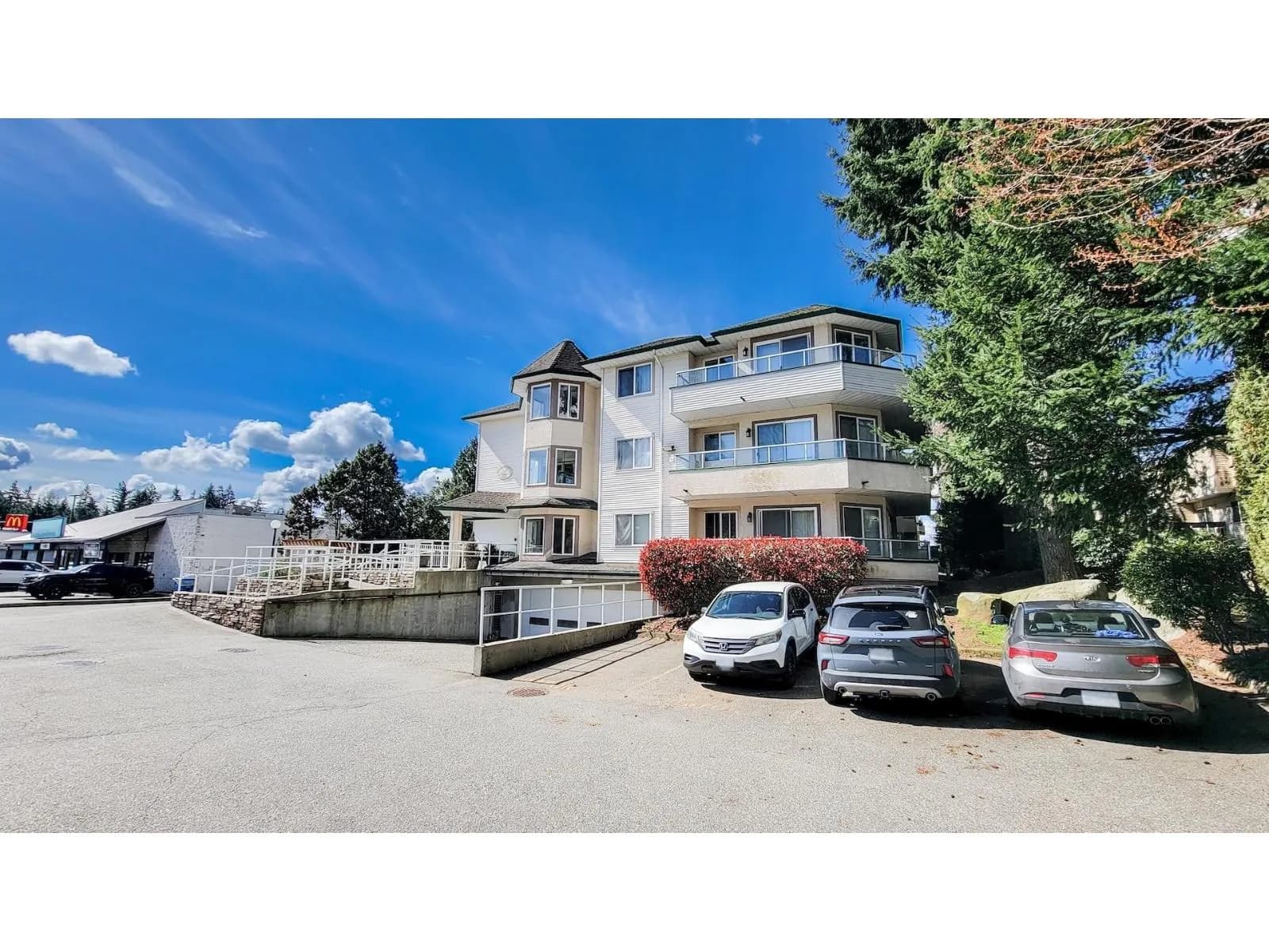 #112 3063 IMMEL STREET, Abbotsford, BC photo 2