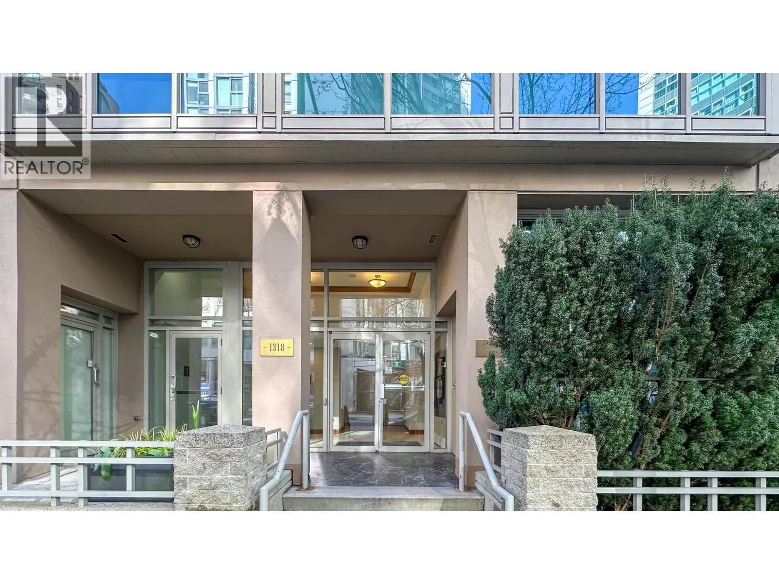 #701 1318 HOMER STREET, Vancouver, BC photo 3