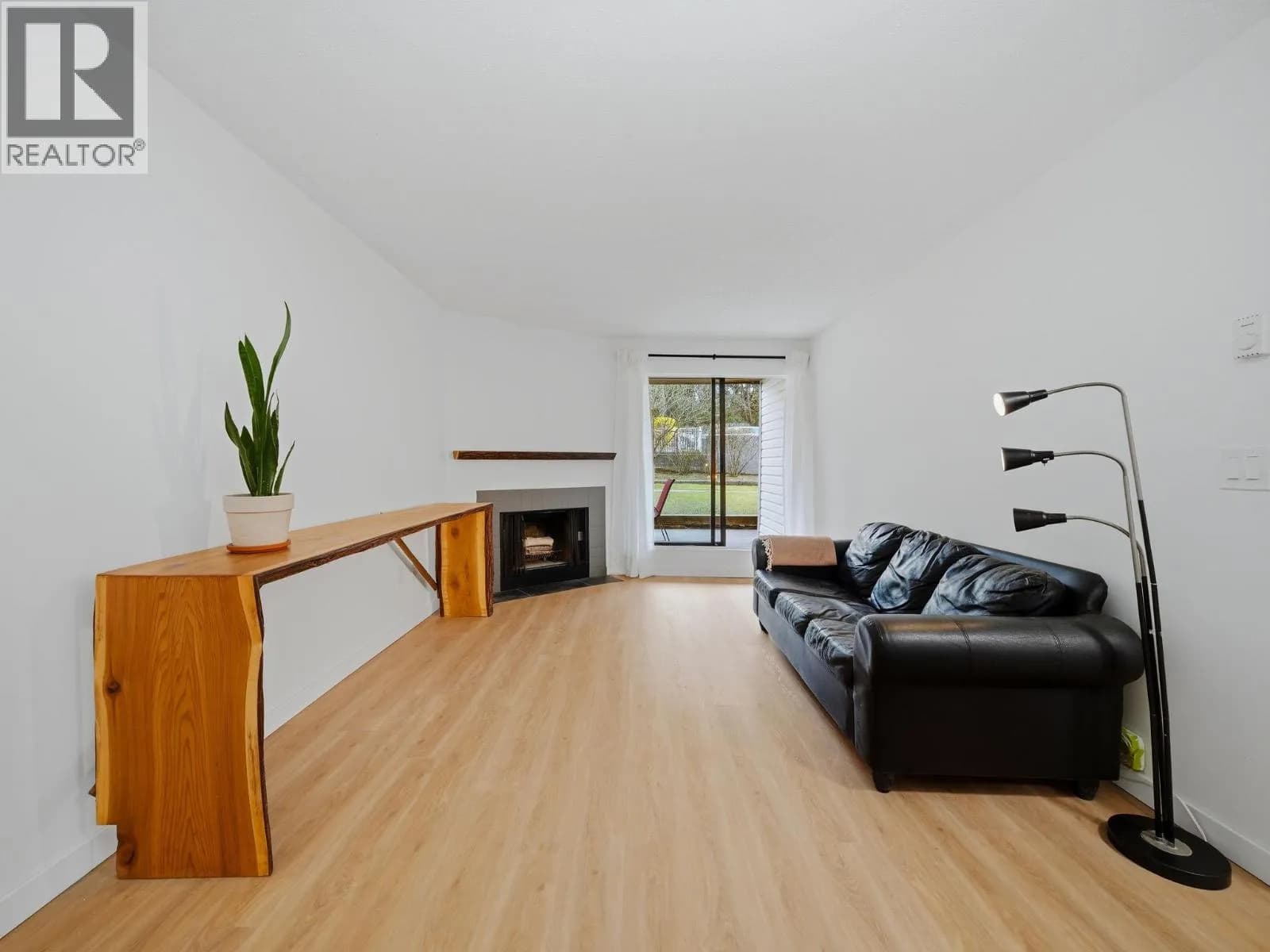 615 NORTH ROAD, Coquitlam