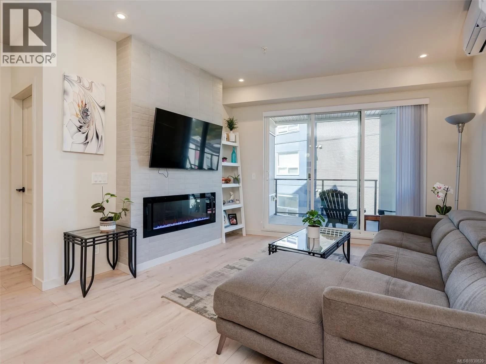 #406 958 Pharoah Mews, Langford, BC photo 2
