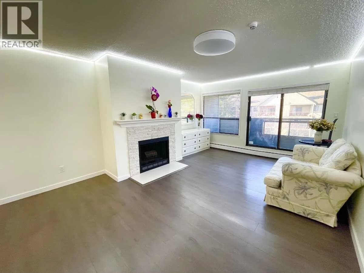#312 8591 WESTMINSTER HIGHWAY, Richmond, BC photo 3