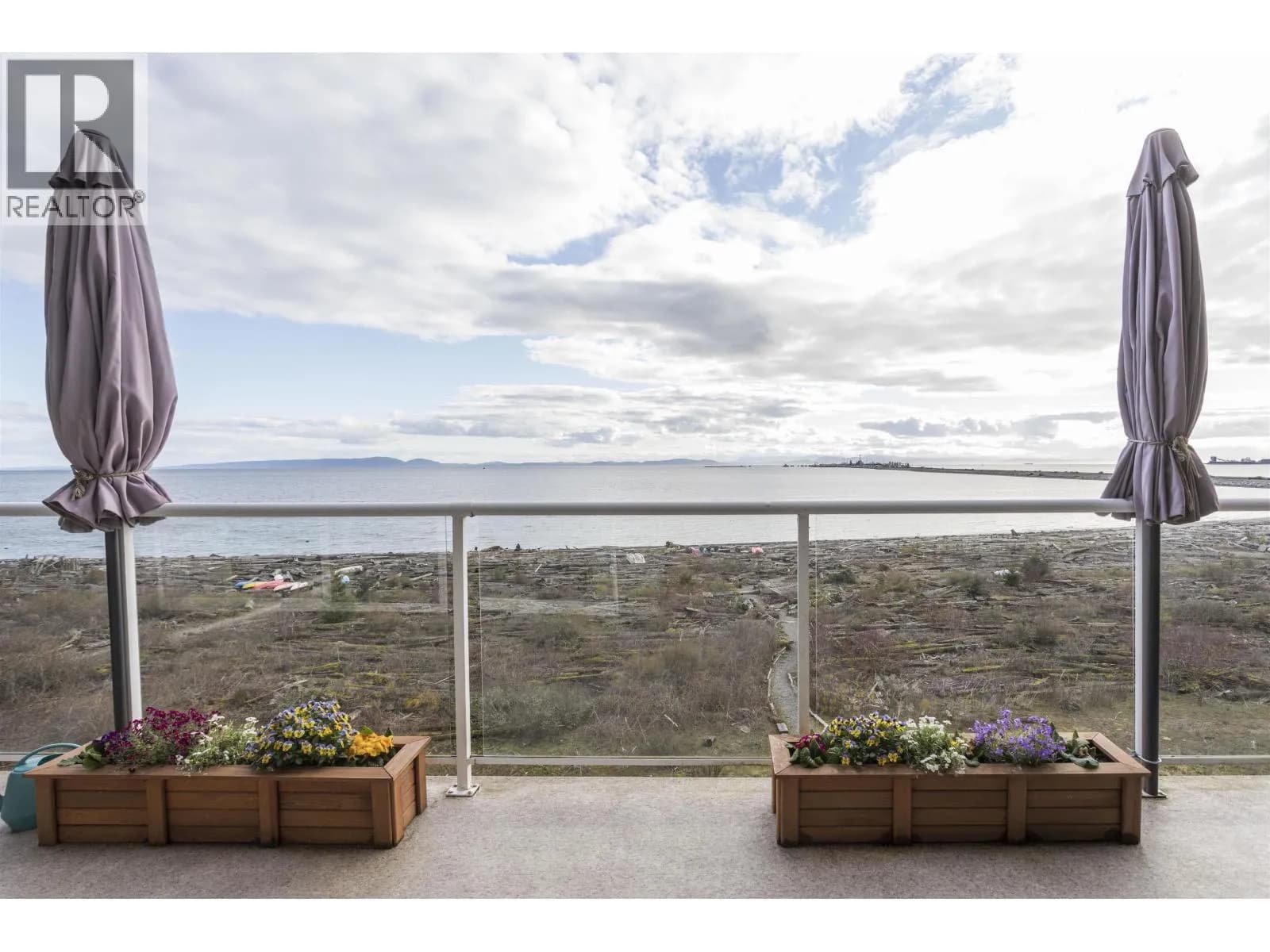 1120 TSATSU SHORES DRIVE, Tsawwassen