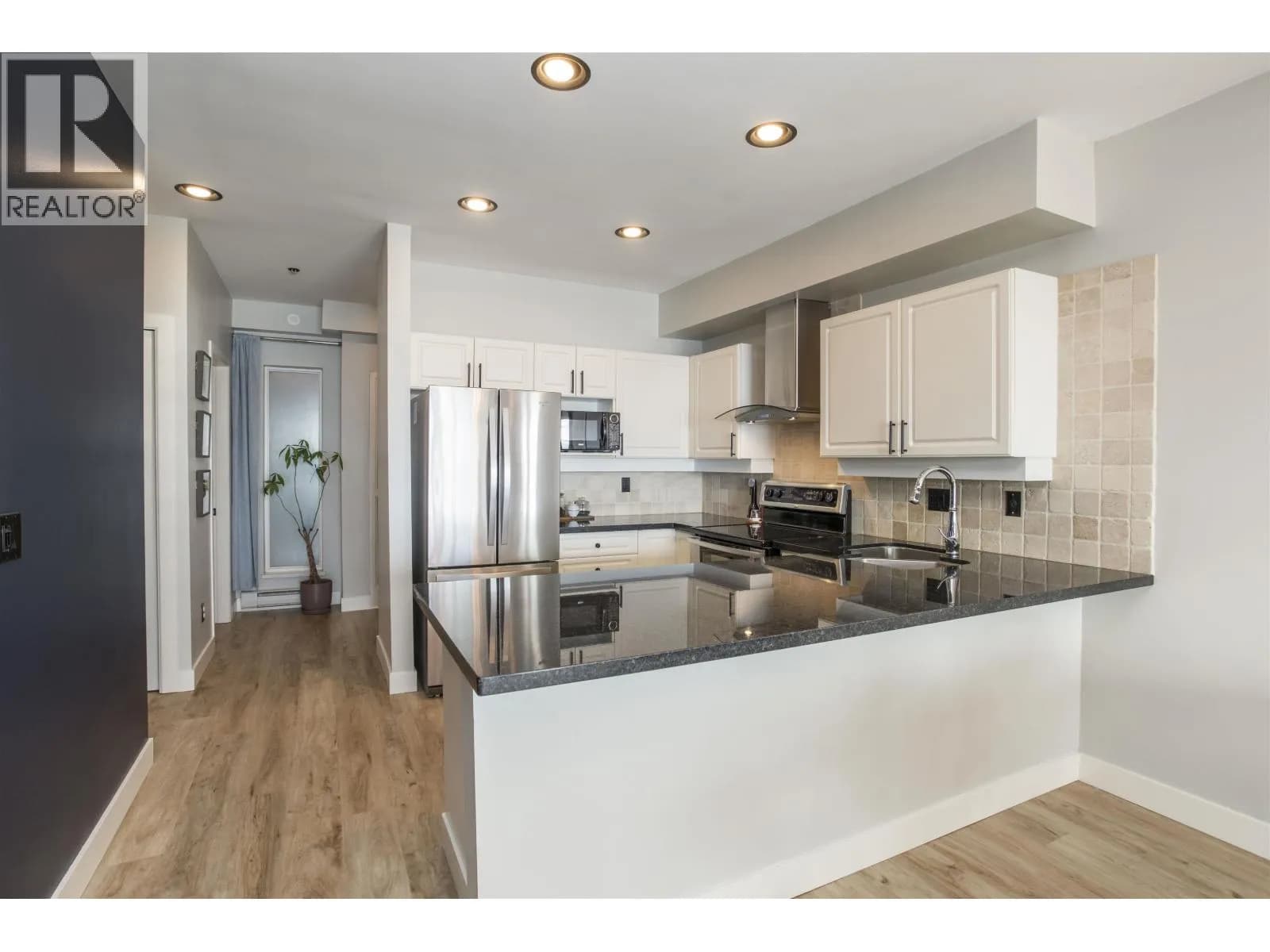 #308 1120 TSATSU SHORES DRIVE, Tsawwassen, BC photo 4
