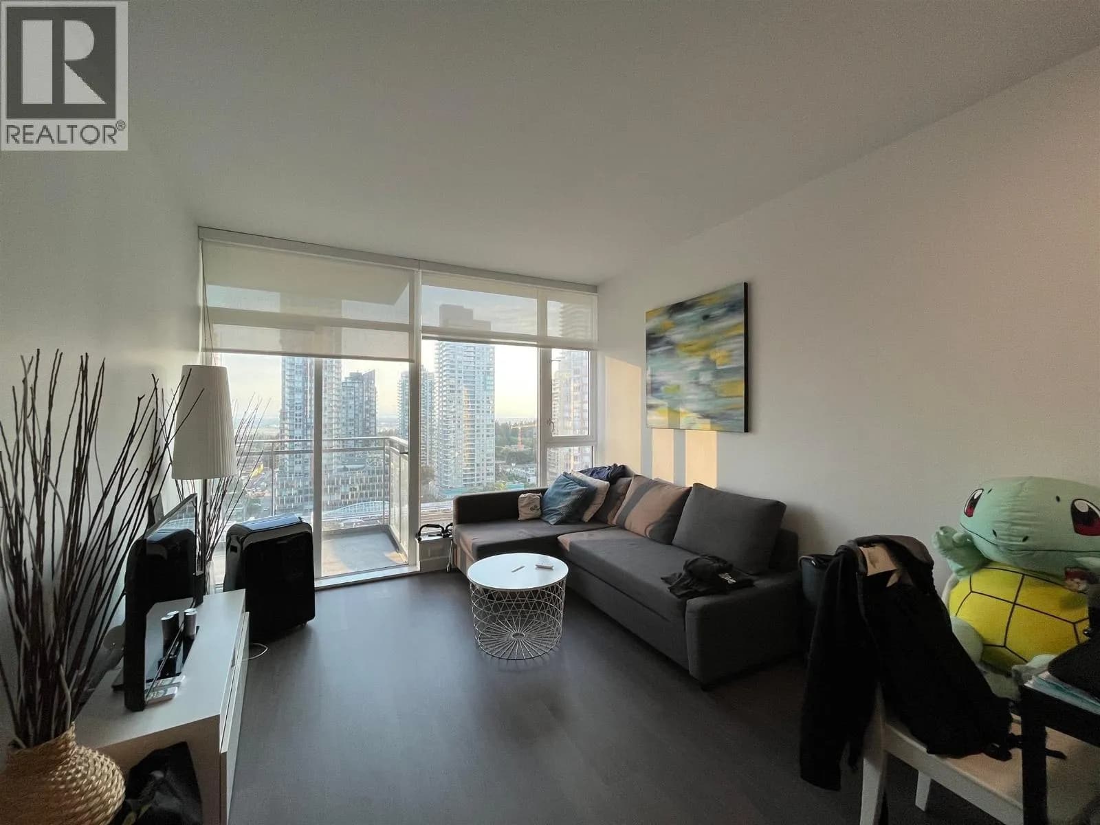 #2103 6098 STATION STREET, Burnaby, BC photo 4