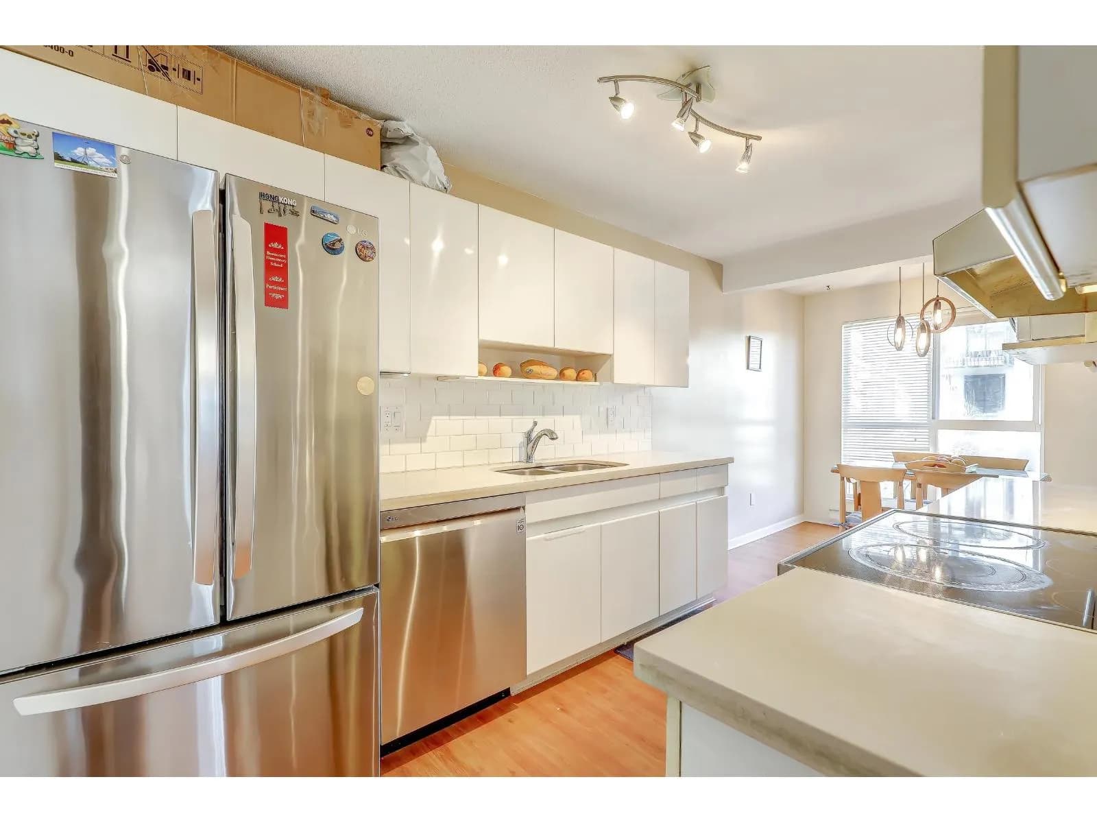 #210 14980 101A AVENUE, Surrey, BC photo 5