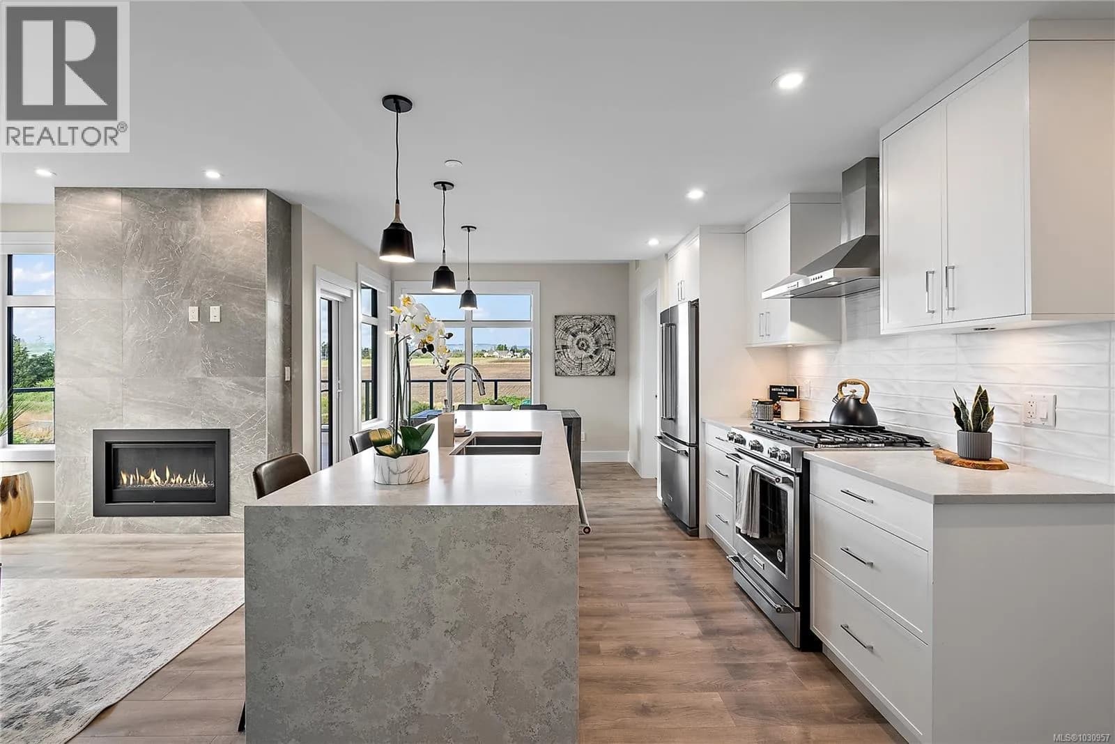 2520 Hackett Cres, Central Saanich