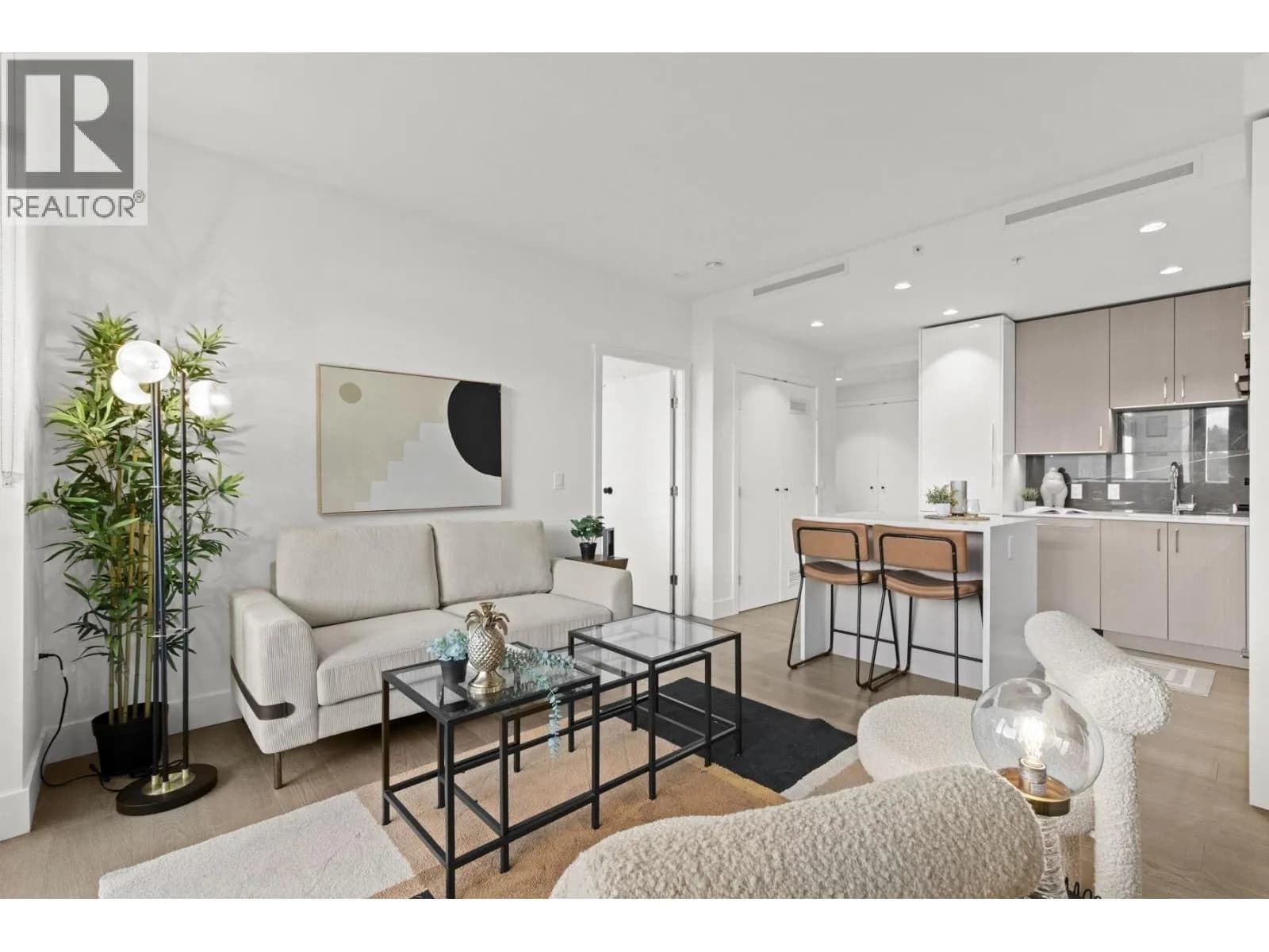 1675 LIONS GATE LANE, North Vancouver