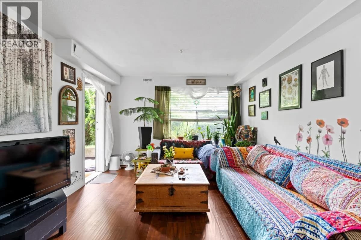 Waresley Place, Maple Ridge