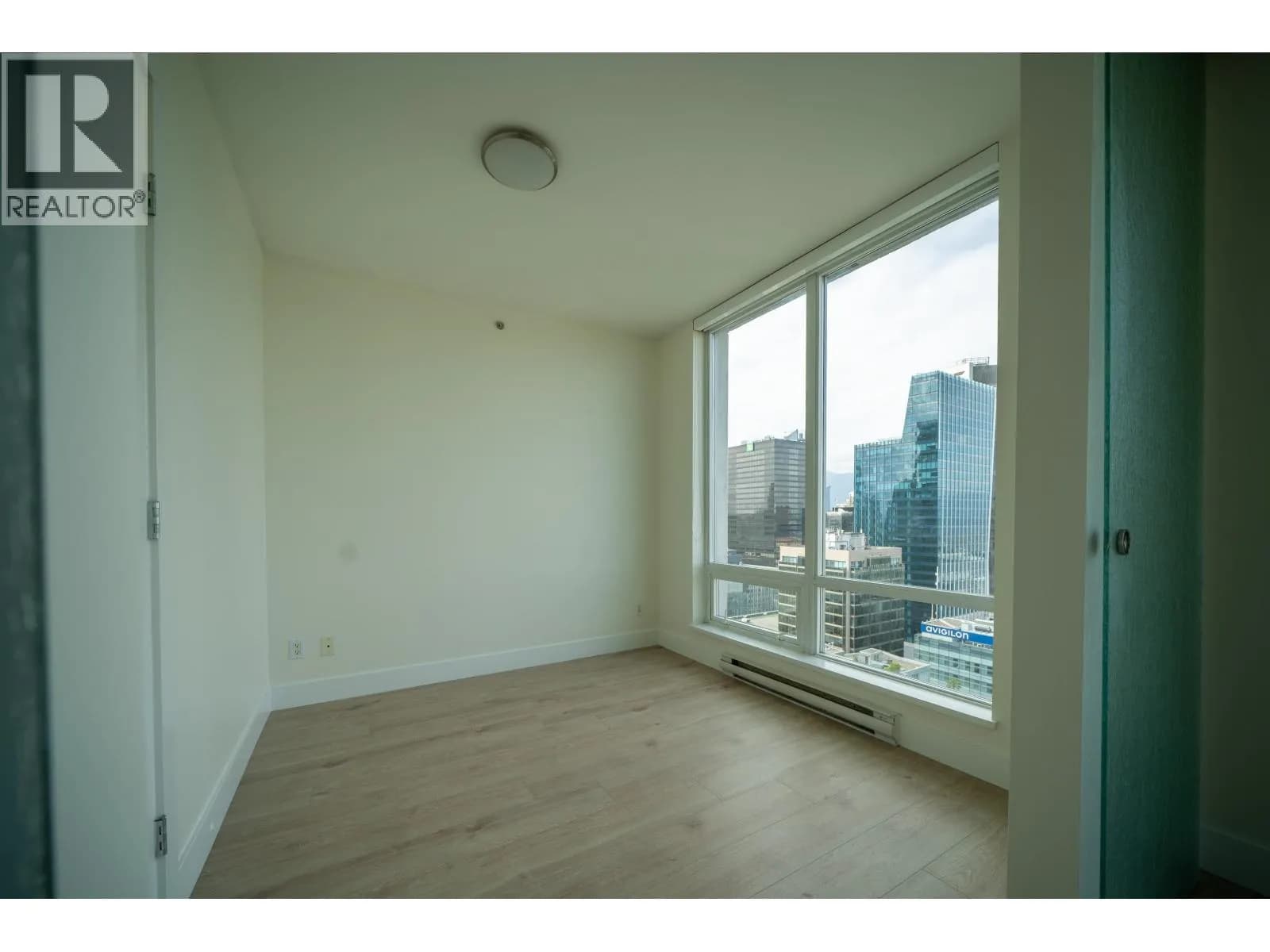 #2802 535 SMITHE STREET, Vancouver, BC photo 5