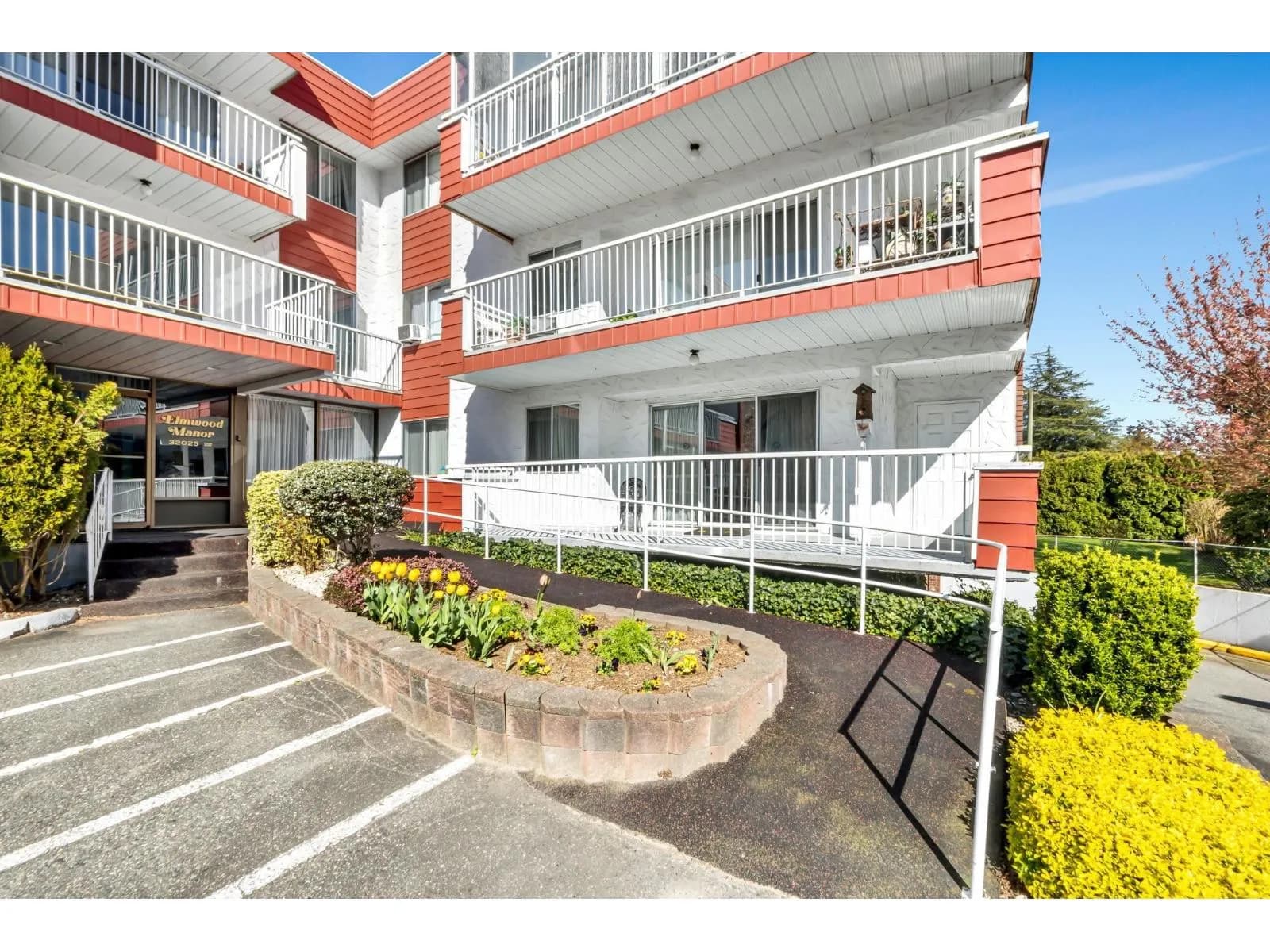 #102 32025 TIMS AVENUE, Abbotsford, BC photo 4