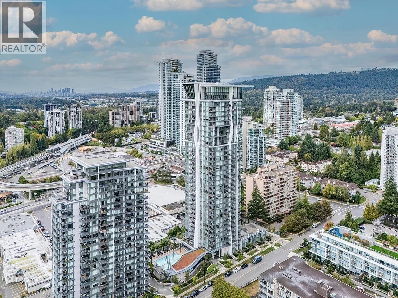 #302 450 WESTVIEW STREET, Coquitlam, BC photo 2