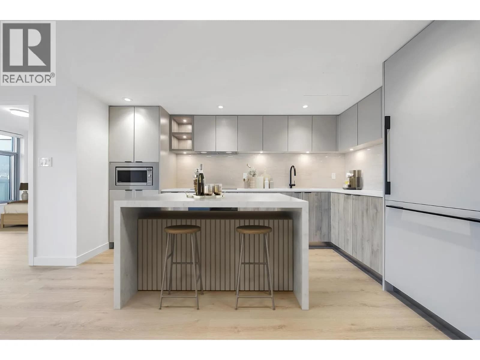 #307 755 HARBOURSIDE DRIVE, West Vancouver, BC photo 4