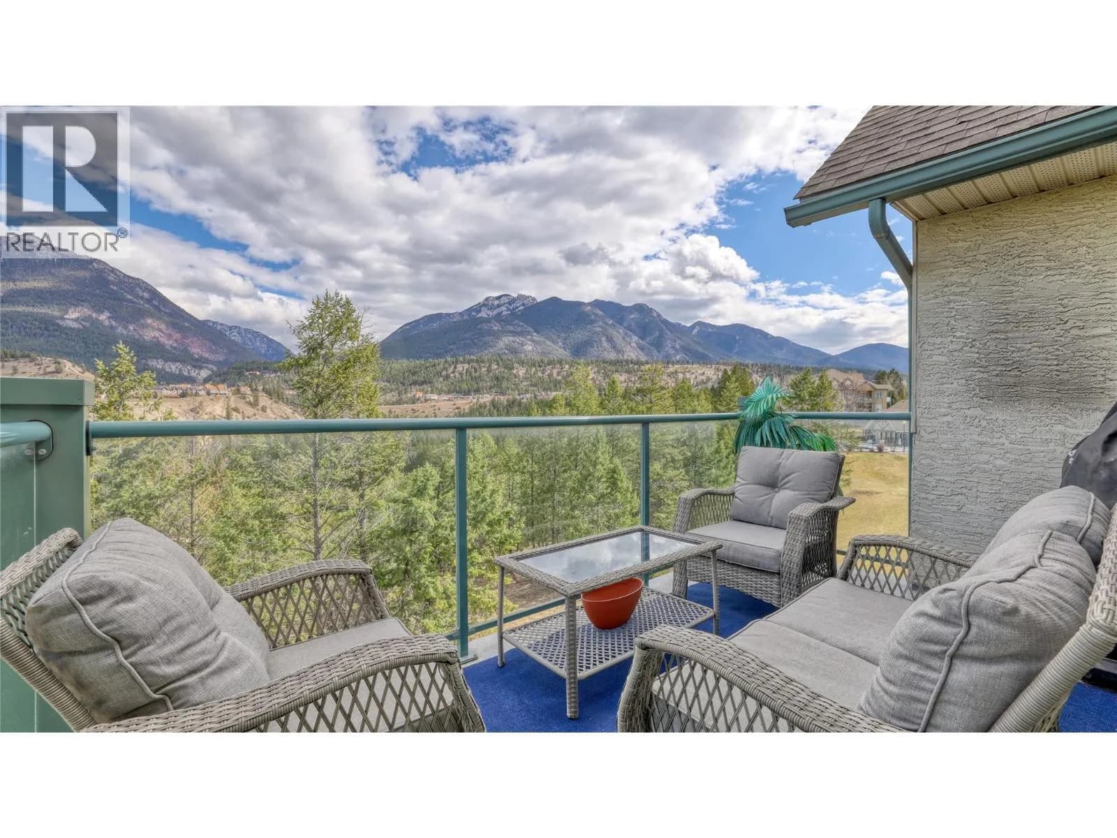 4765 FORSTERS LANDING Road, Radium Hot Springs