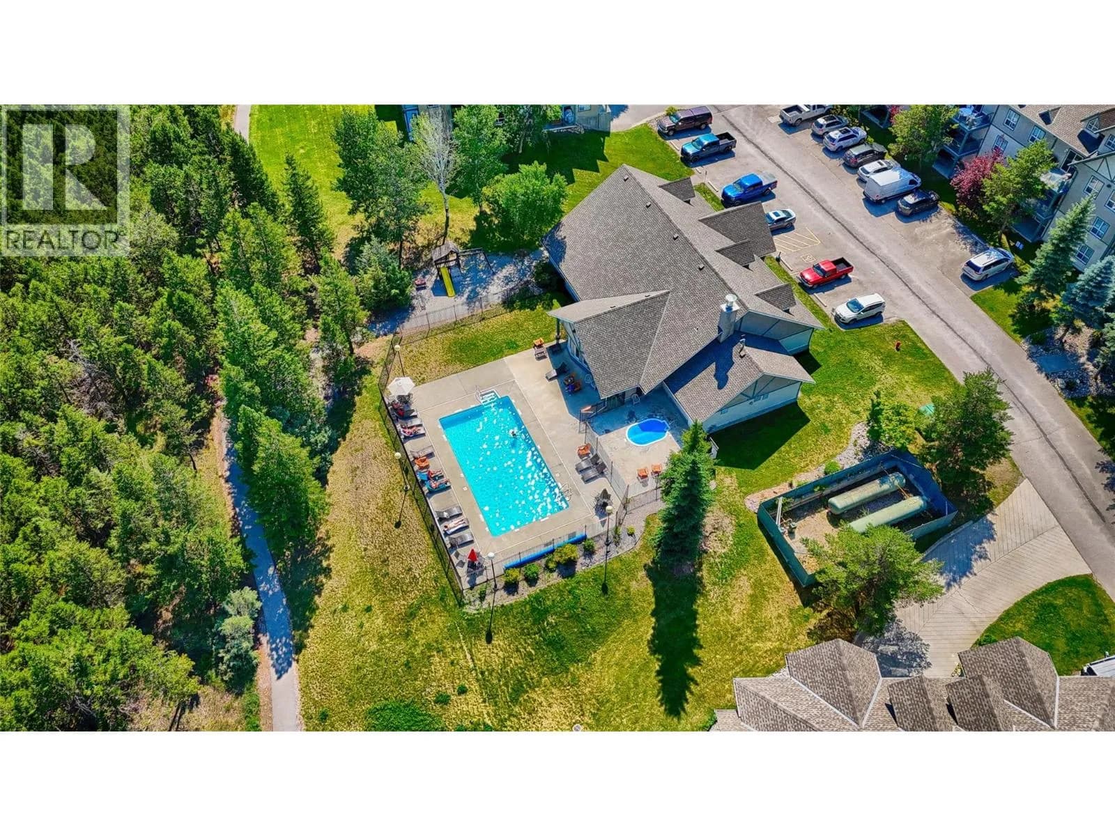 #314 4765 FORSTERS LANDING Road, Radium Hot Springs, BC photo 3