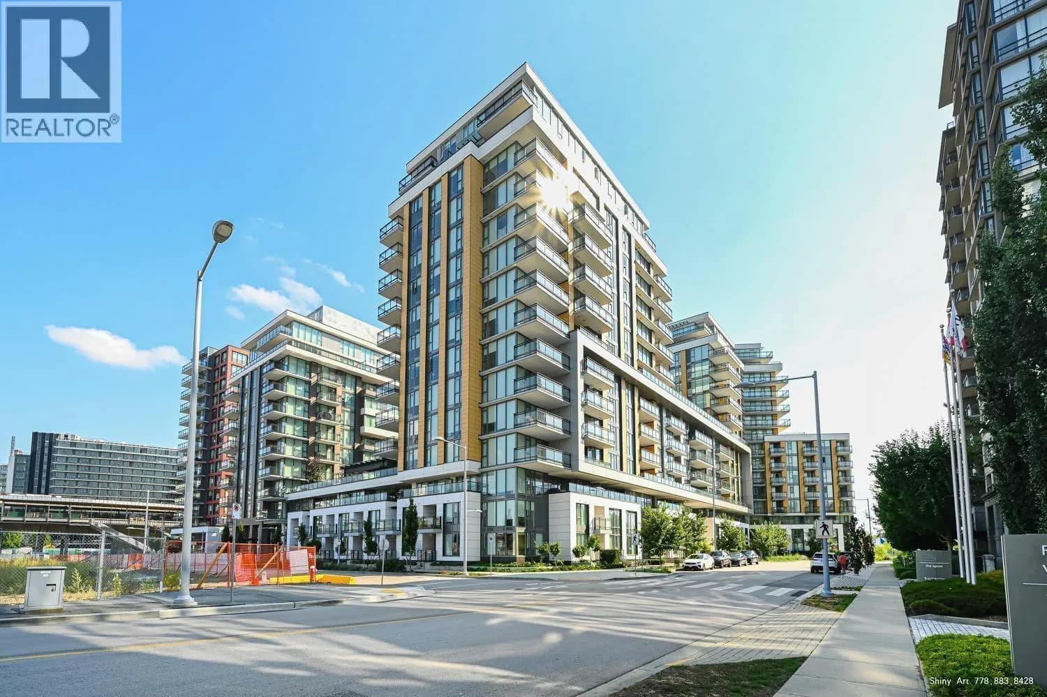 #701 3200 CORVETTE WAY, Richmond, BC photo 2
