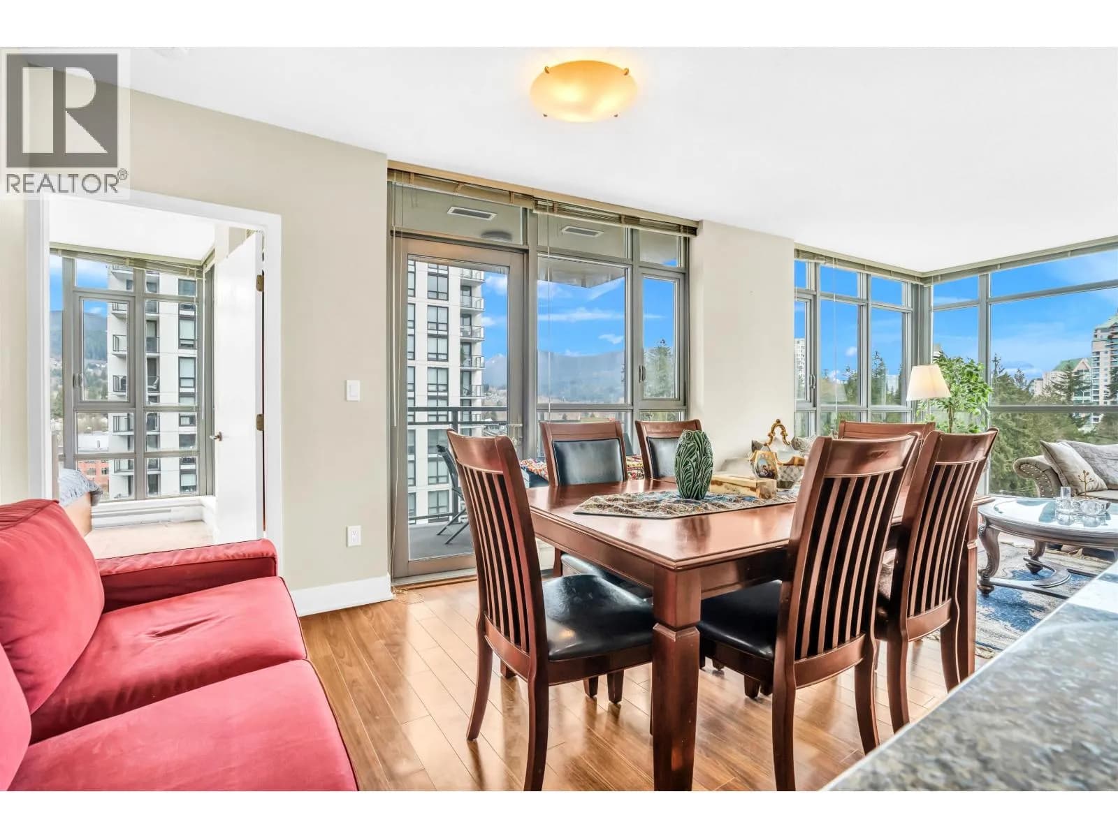 #1003 3008 GLEN DRIVE, Coquitlam, BC photo 5