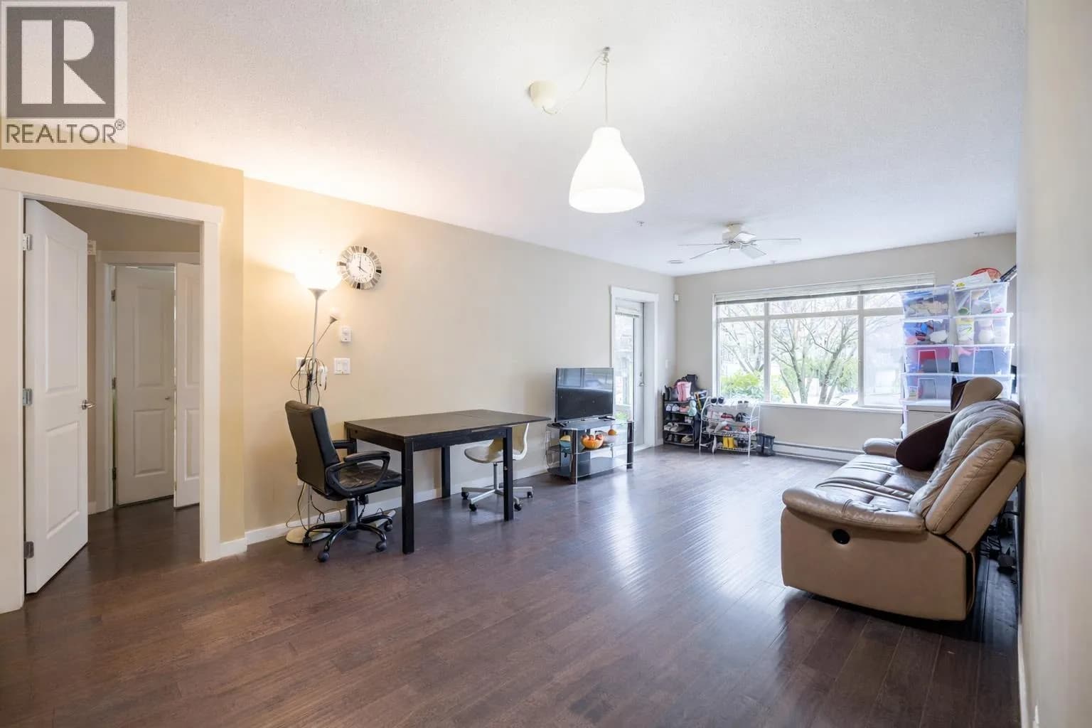 9288 ODLIN ROAD, Richmond