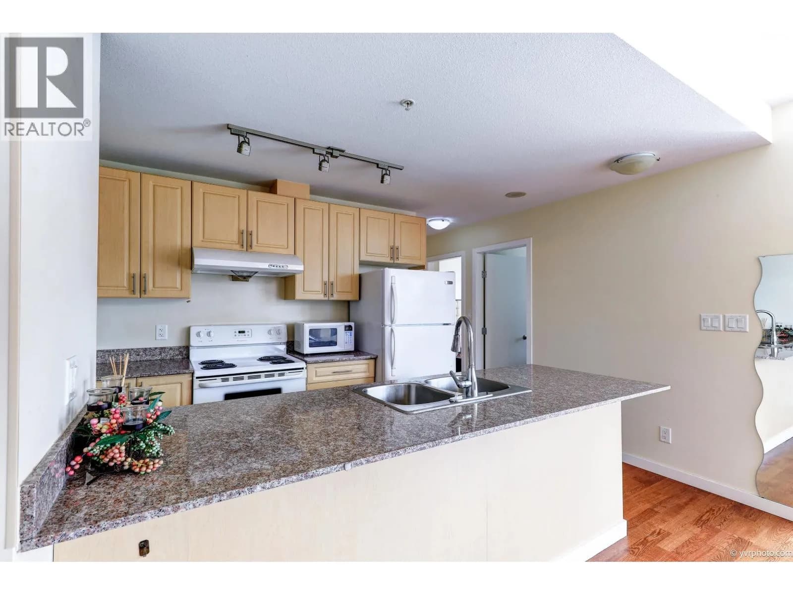 #1005 6133 BUSWELL STREET, Richmond, BC photo 3