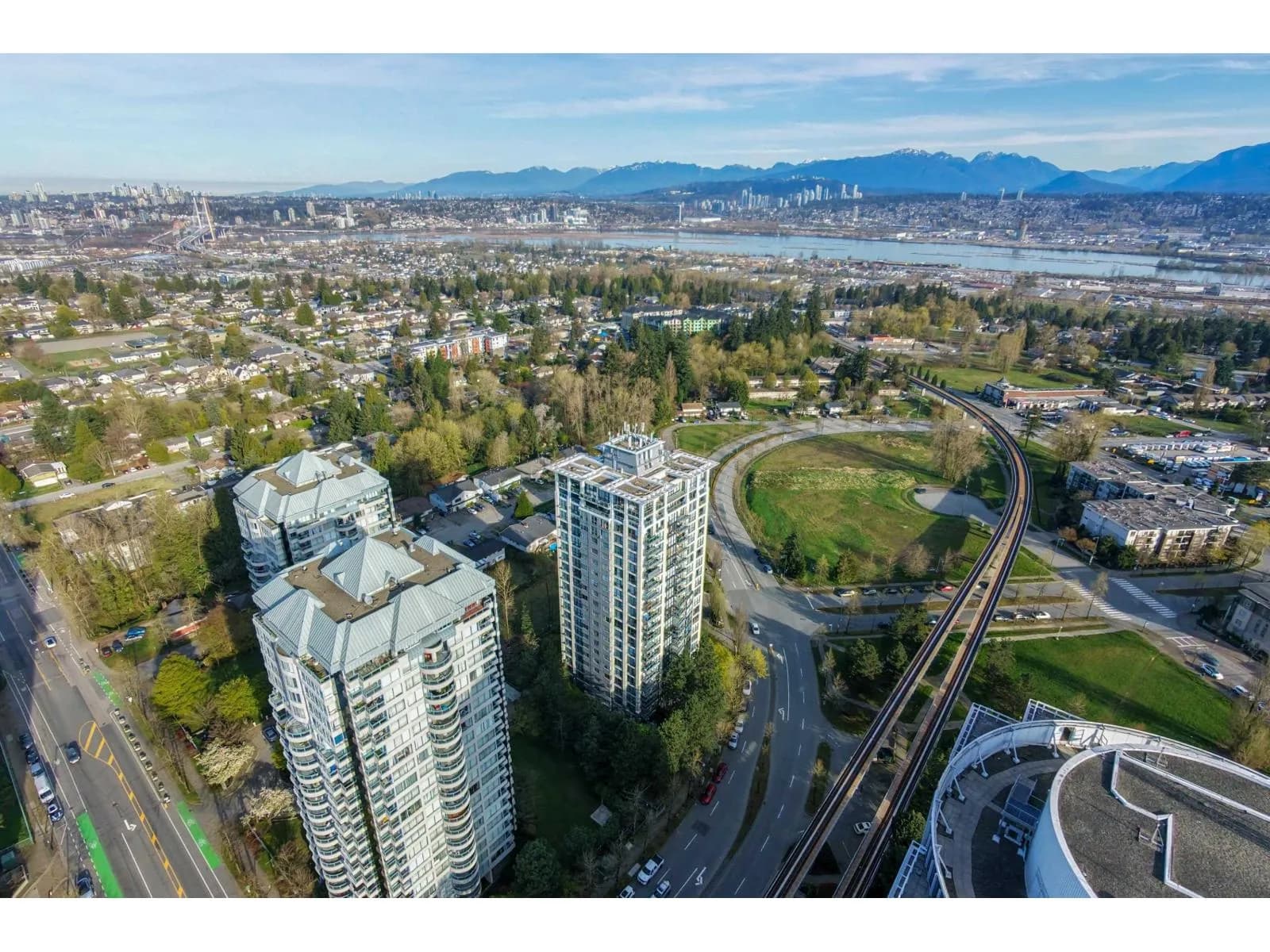 #1706 10899 UNIVERSITY DRIVE, Surrey, BC photo 3
