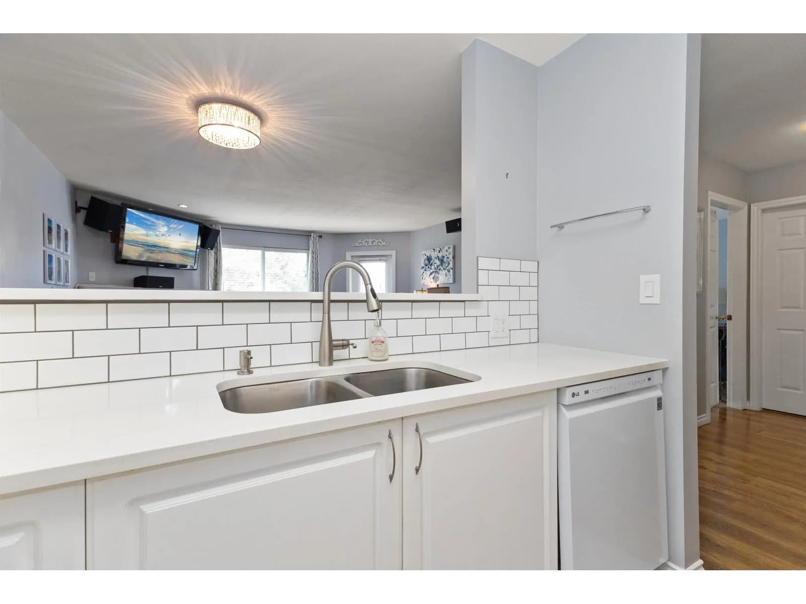 #405 13680 84 AVENUE, Surrey, BC photo 4