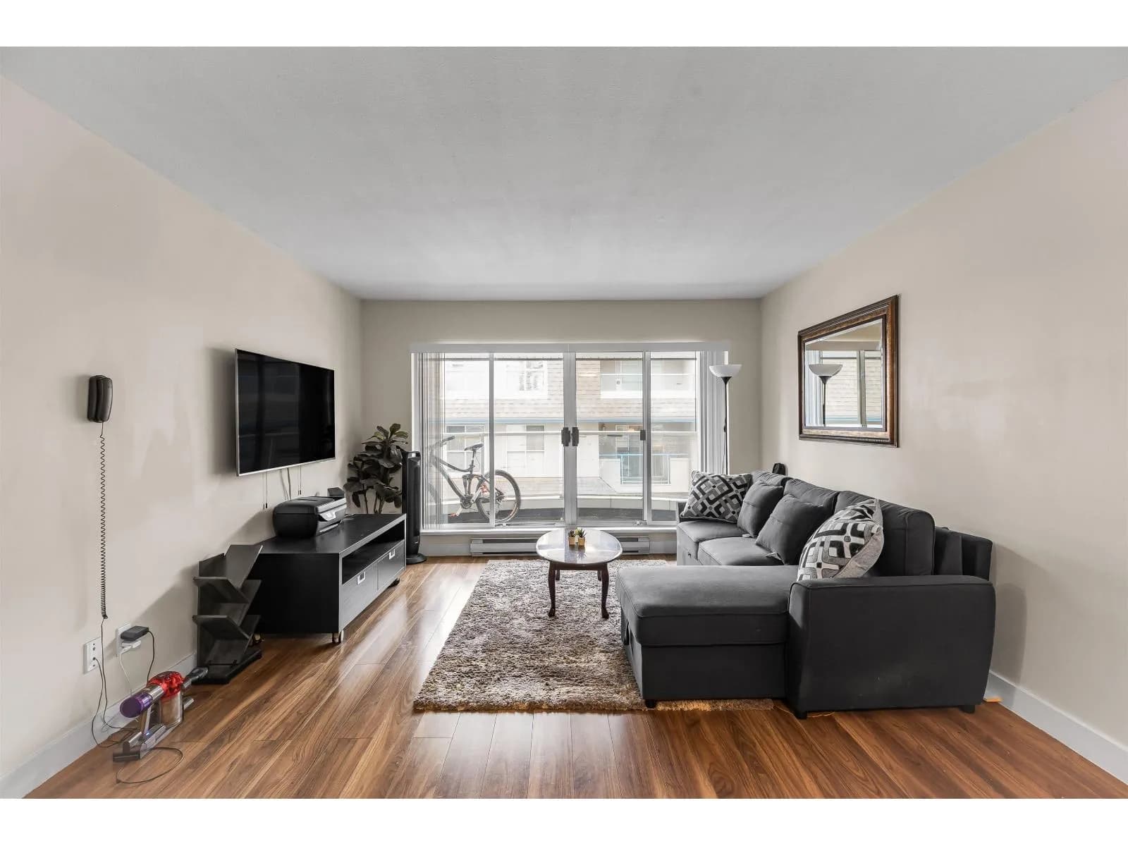 #210 13771 72A AVENUE, Surrey, BC photo 2