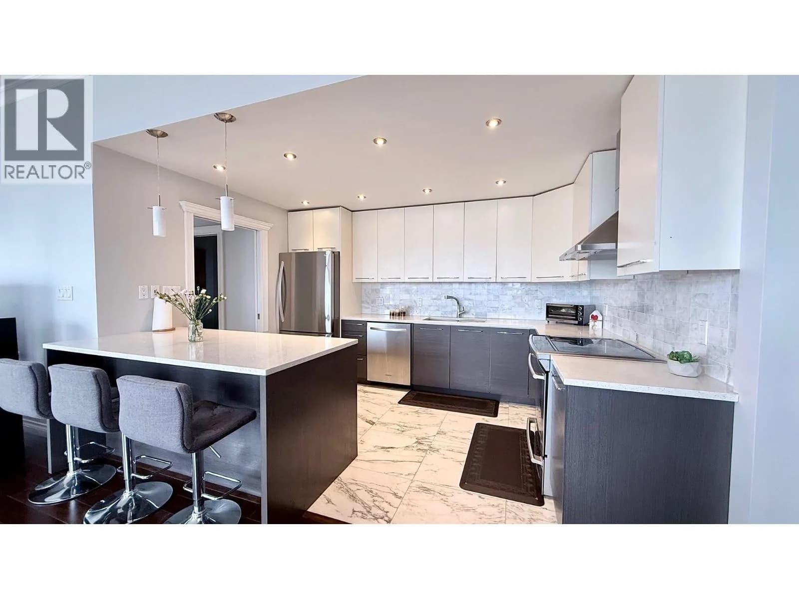 #2500 6521 BONSOR AVENUE, Burnaby, BC photo 5
