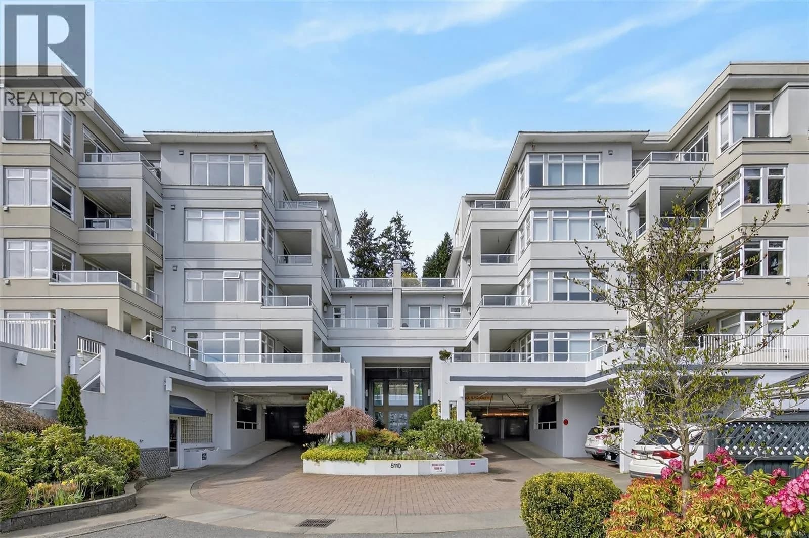 5110 Cordova Bay Rd, Saanich