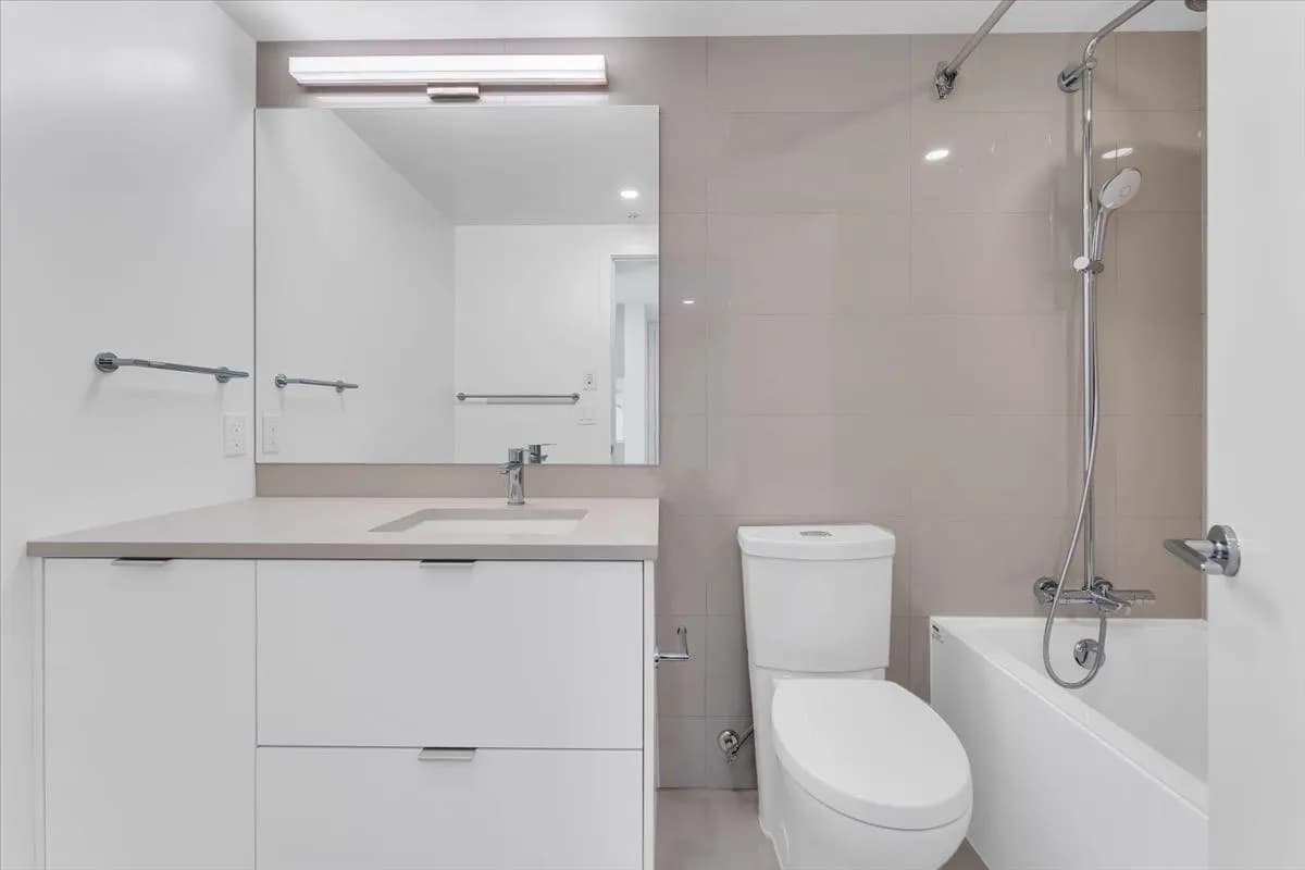 #1212 13675 107A AVENUE, Surrey, BC photo 4