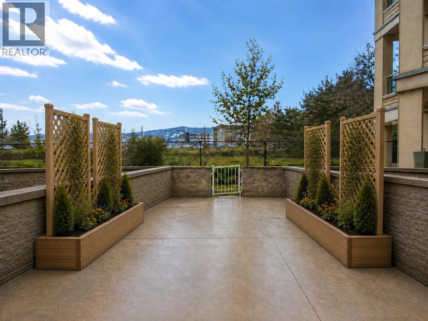 #109 515 Houghton Road, Kelowna, BC photo 2