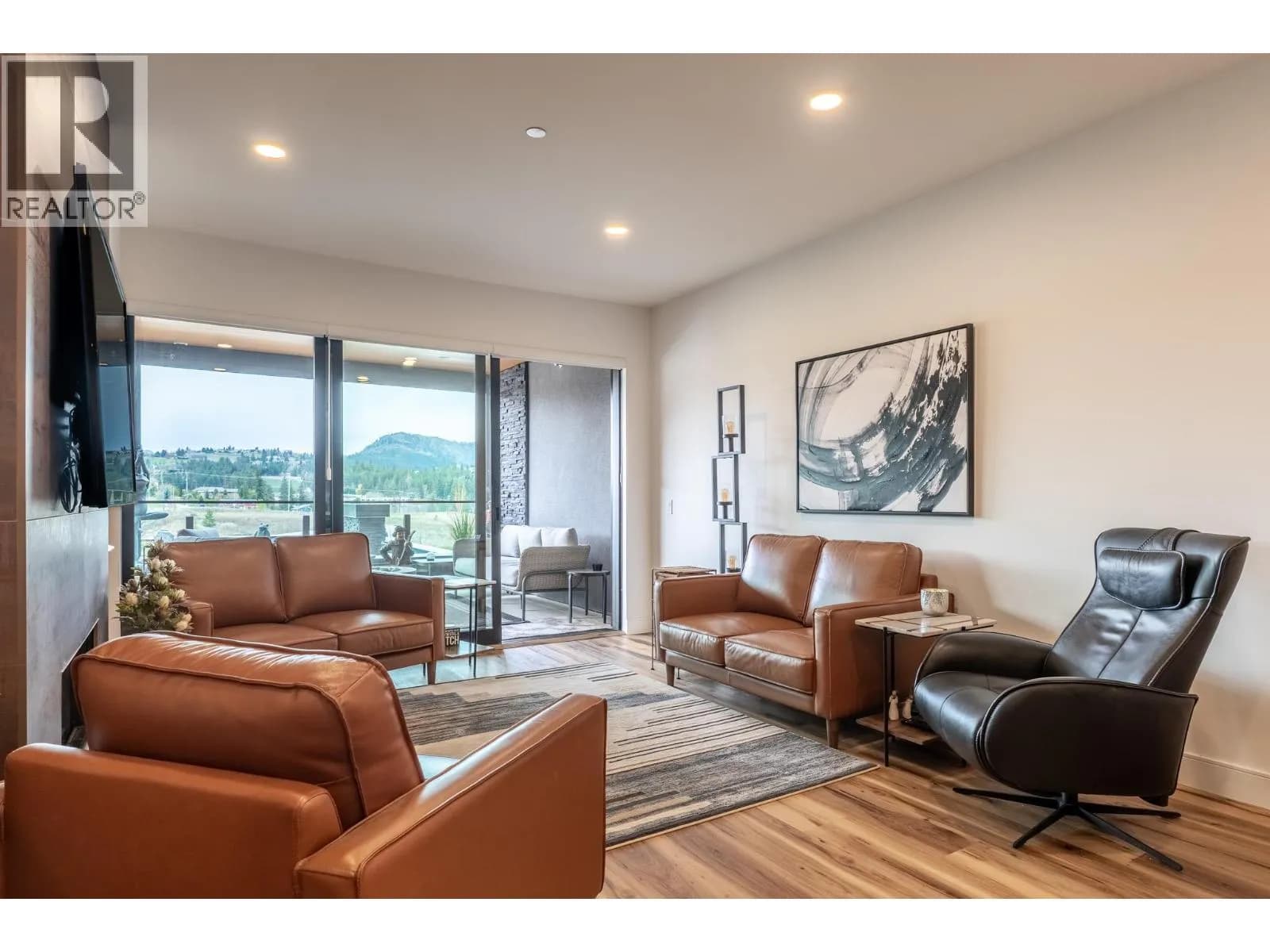 #3207 3000 Ariva Drive, West Kelowna, BC photo 3