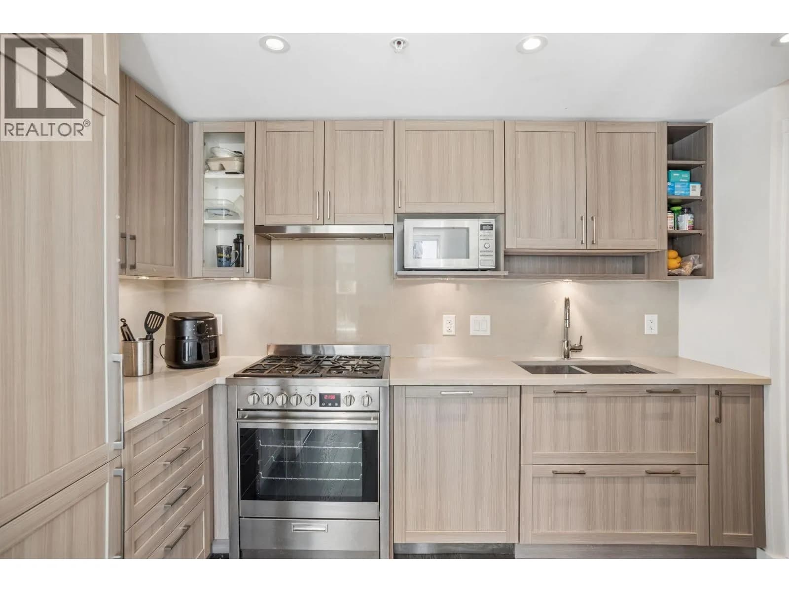 #317 5665 BOUNDARY ROAD, Vancouver, BC photo 5