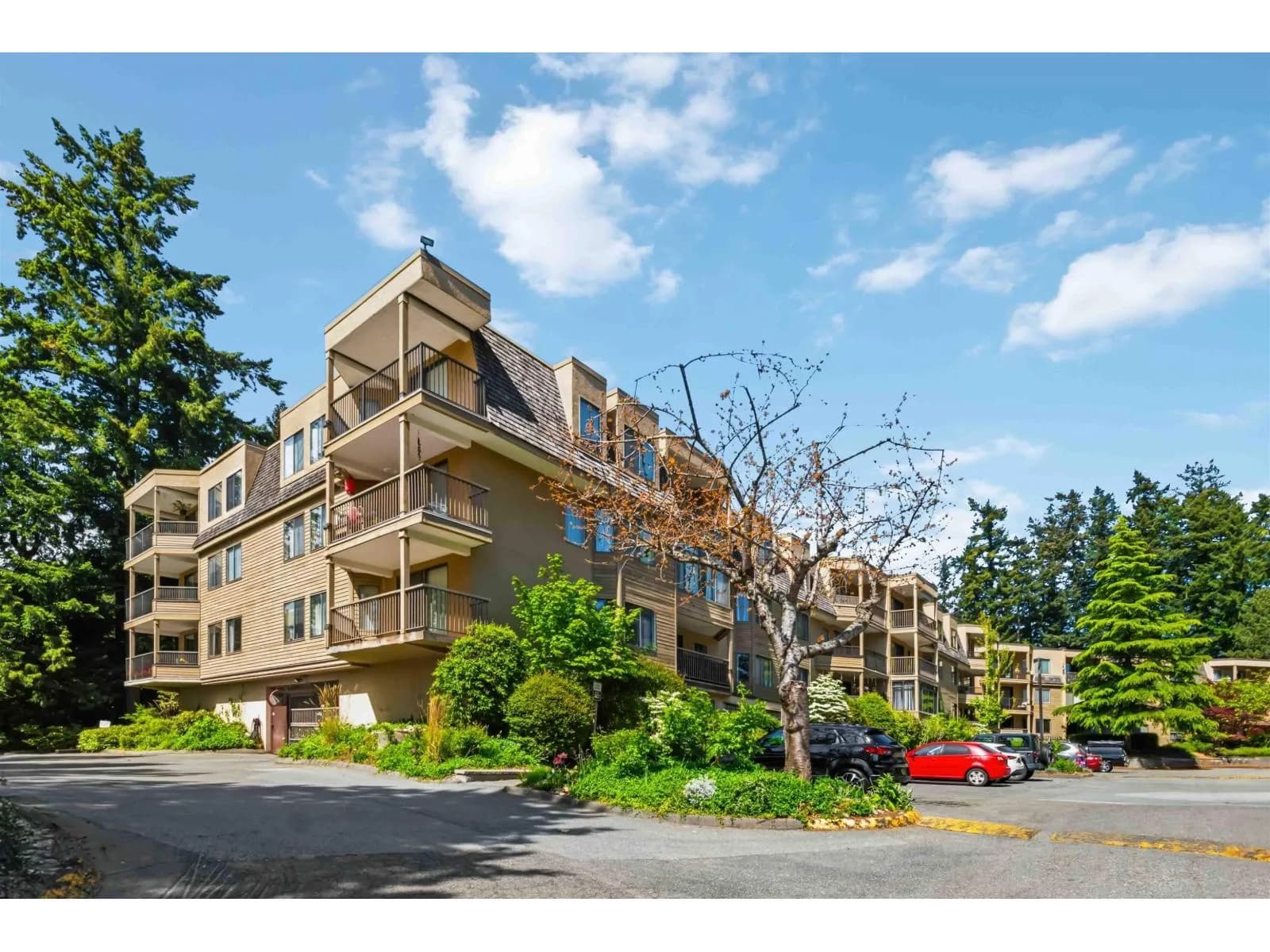 #214 1760 SOUTHMERE CRESCENT CRESCENT, Surrey, BC photo 2