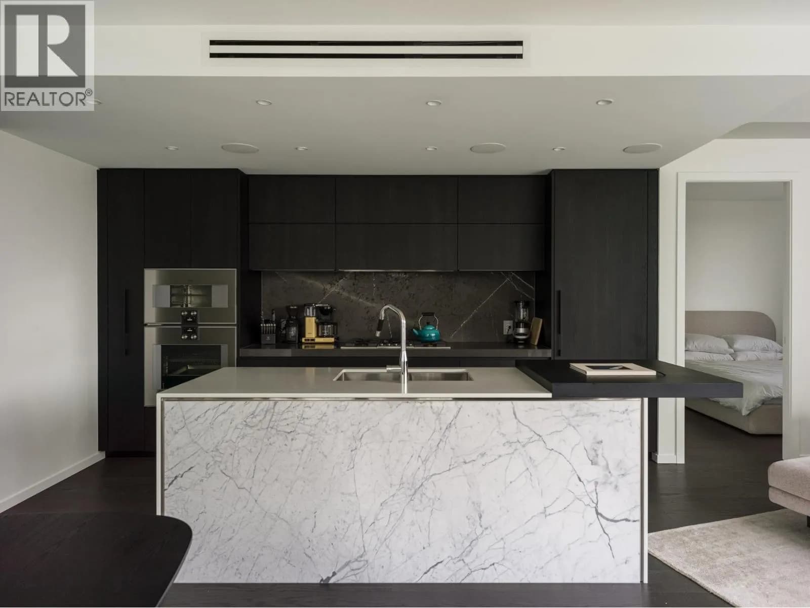 1601 QUEBEC STREET, Vancouver