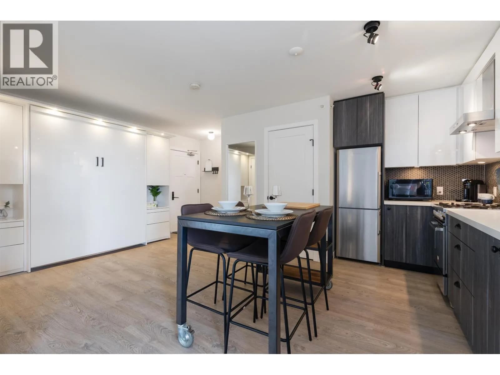 #521 311 E 6 AVENUE, Vancouver, BC photo 2